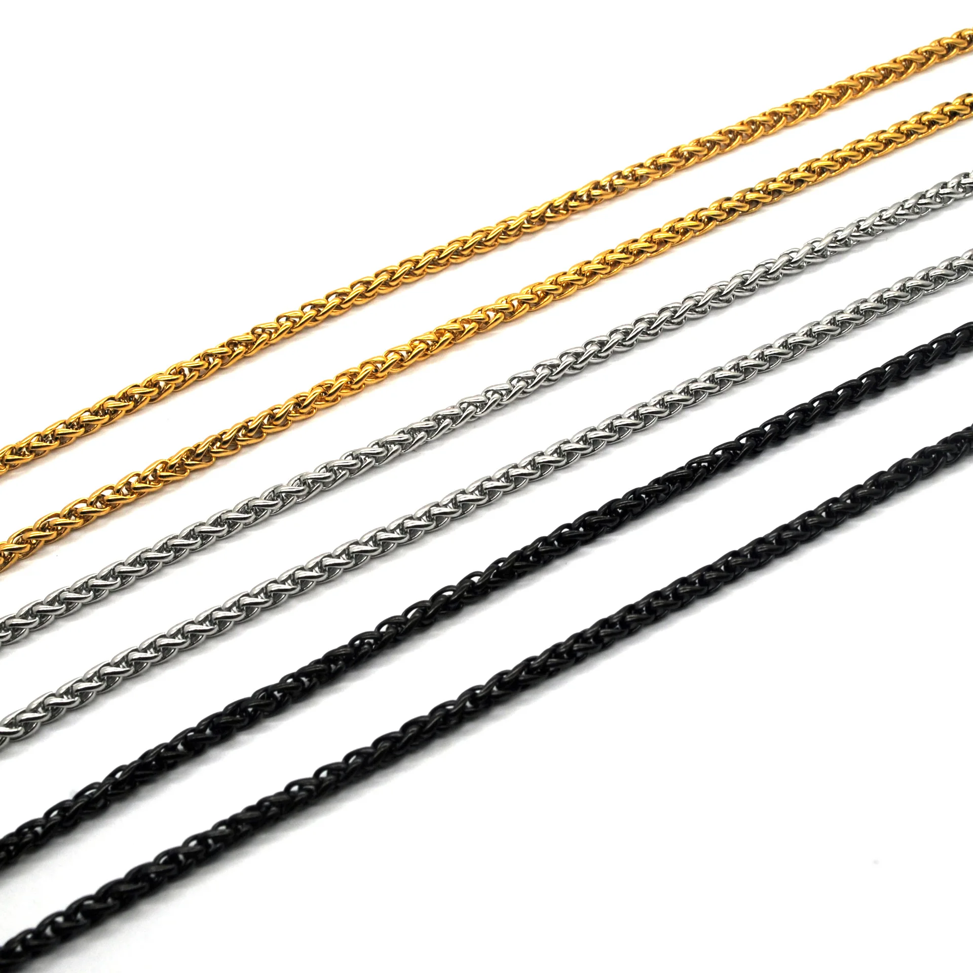 Popular  Custom 2Mm - 5Mm New   Adjustable Simple Fashion Exquisite Charm Titanium Steel Gilded Keel Chain For Women  Man