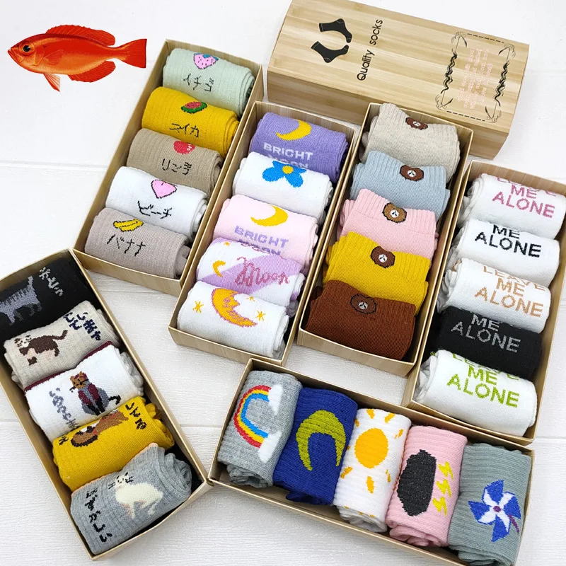 Wholesale Womens Woman Teen Girl Ankle Korea Cartoon Socks Crew Fashion Funny Cheap Cotton 5 Pairs Box Socks