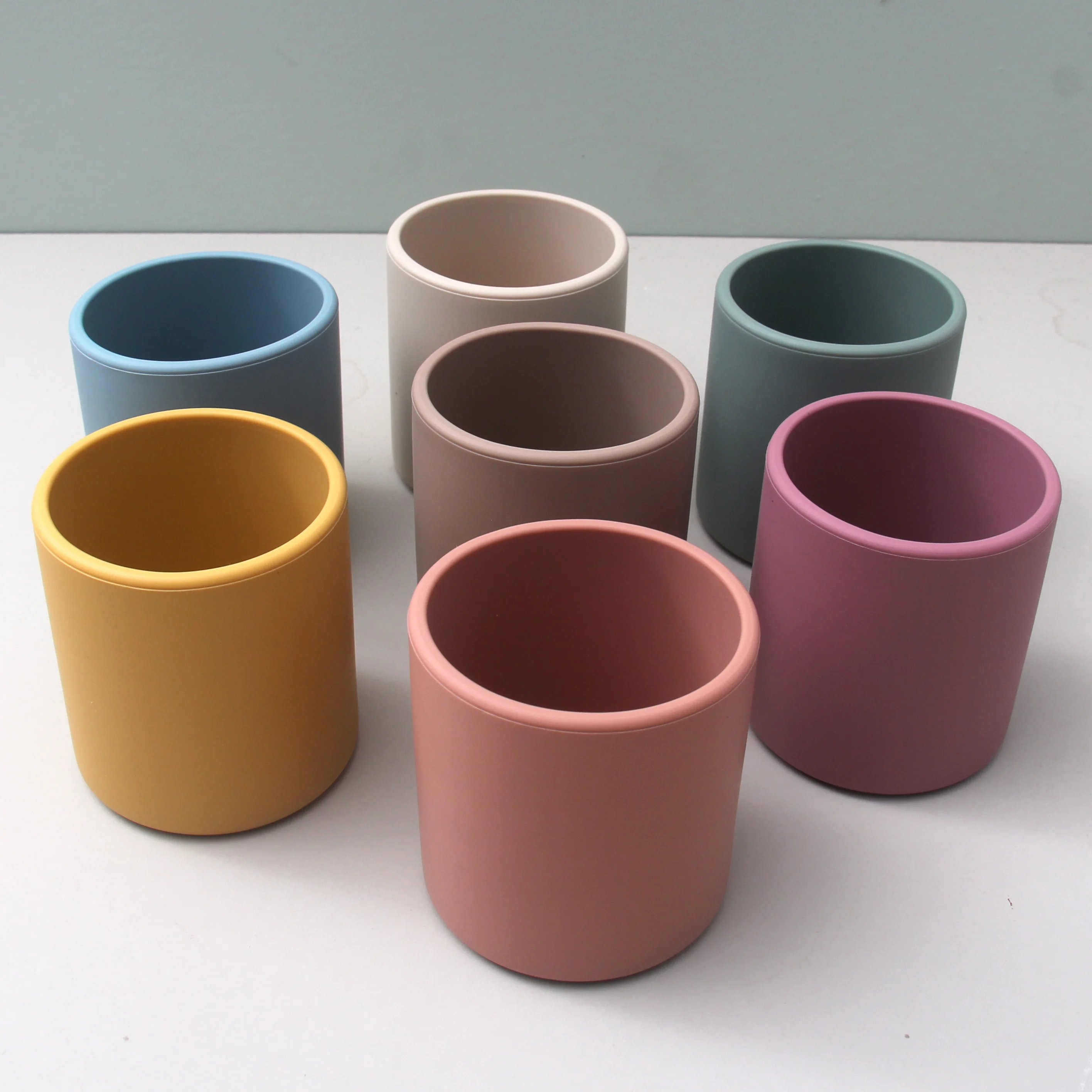 2021 Экологичная небьющаяся детская силиконовая посуда для напитков, Современная силиконовая чашка для напитков для детей