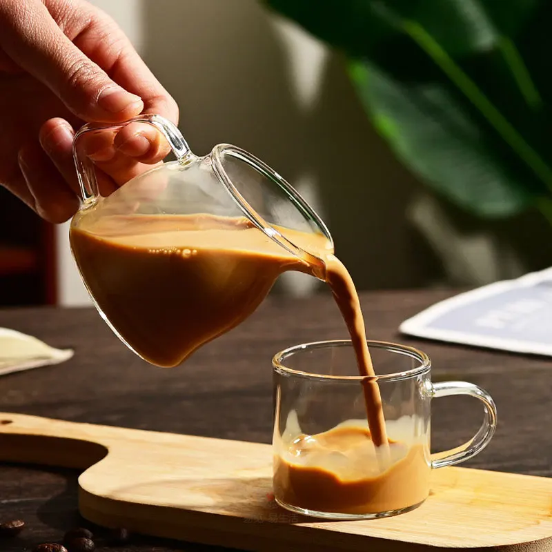 Glass Creamer Pitcher Transparent Milk Pourer Mini Milk Pitcher Mini Carafe Coffee Mug Coffee Pot for Tea Syrup