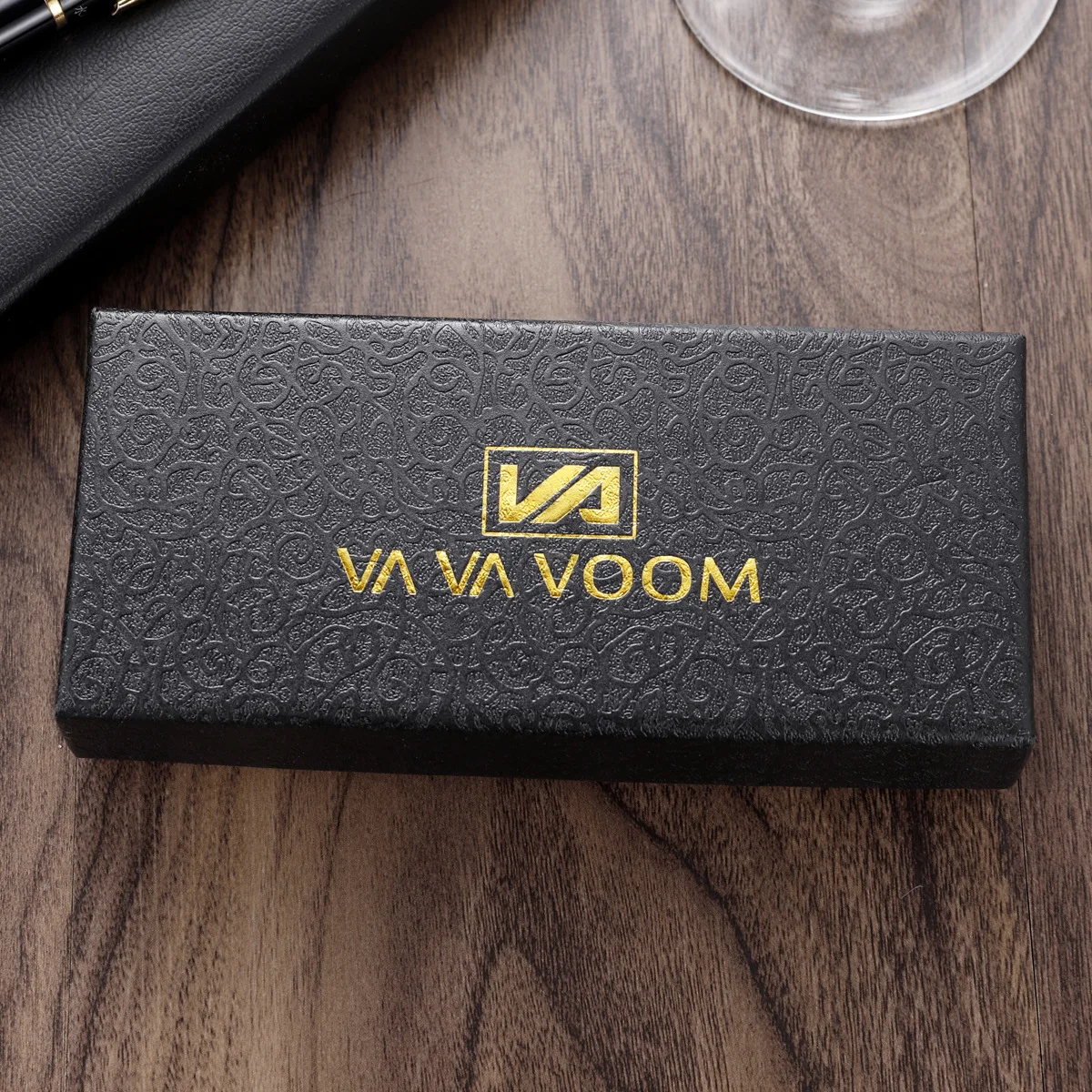 VA VOOM brand watch box, cardboard box, rectangular crocodile pattern, hot stamping logo, cross-border exclusive watch box