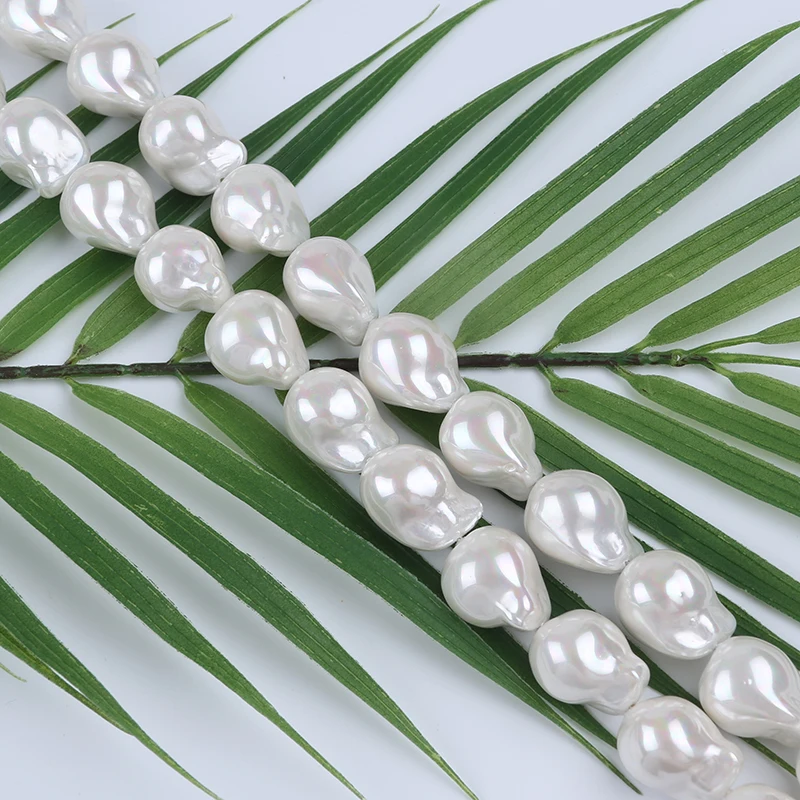 Zhuji Wholesale 16-17mm Shell Of Baroque Pearl Natural White Stands For Sale