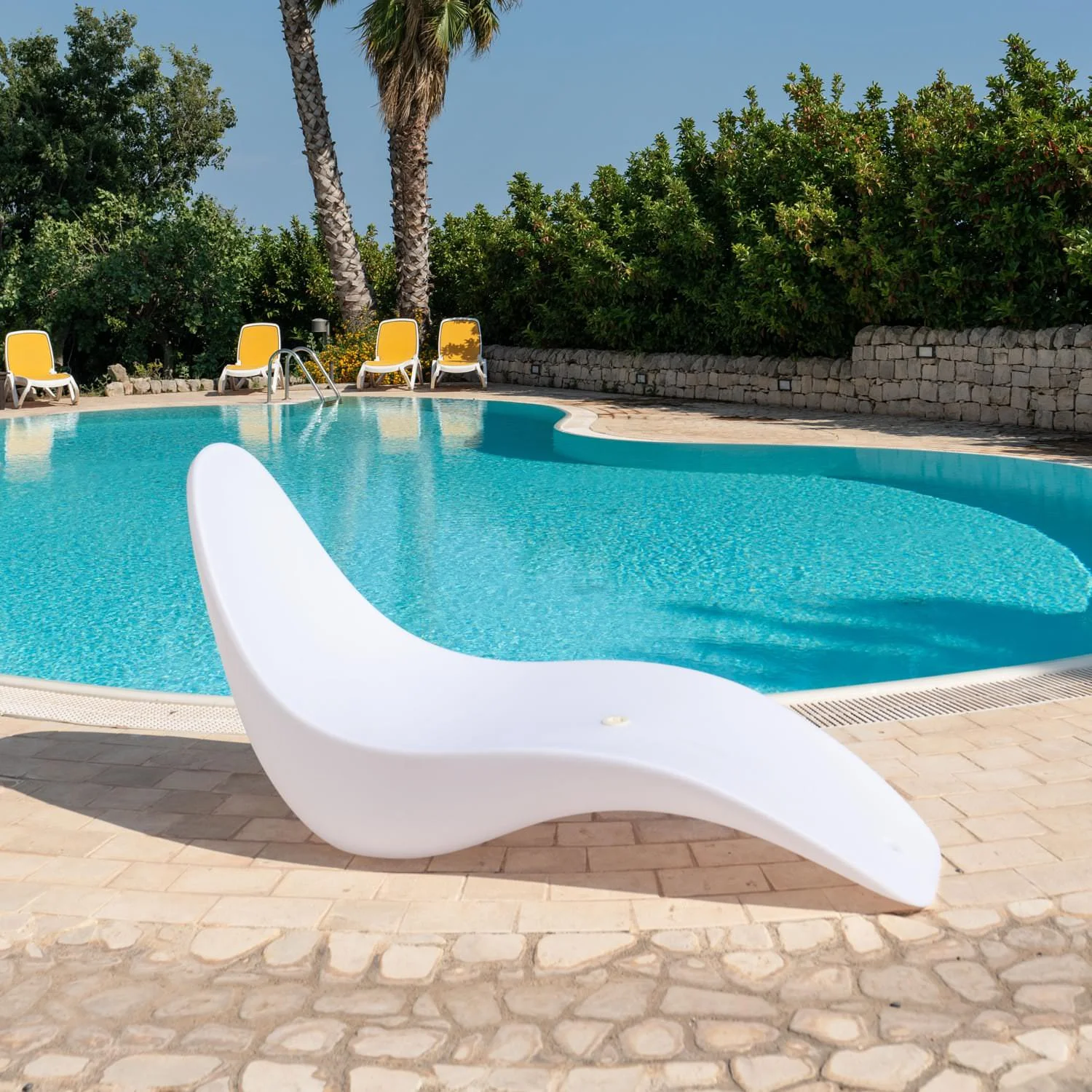 Best Quality Italian Luxury White Garden Chaise Longue Sined Chaise Longue Sirio For Export