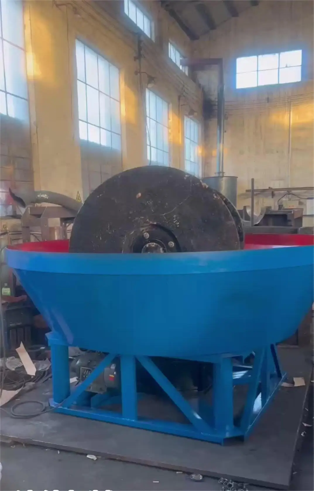 New Construction Wet Pan Mill Machine Gold Extraction Grinding Mill Core Components Engine Motor Bearing Gearbox Mining