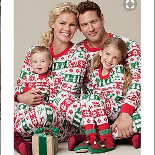 
 2021 Wholesale Christmas Pajamas Sets For Stripe Dropshipping Family Pajamas Set  