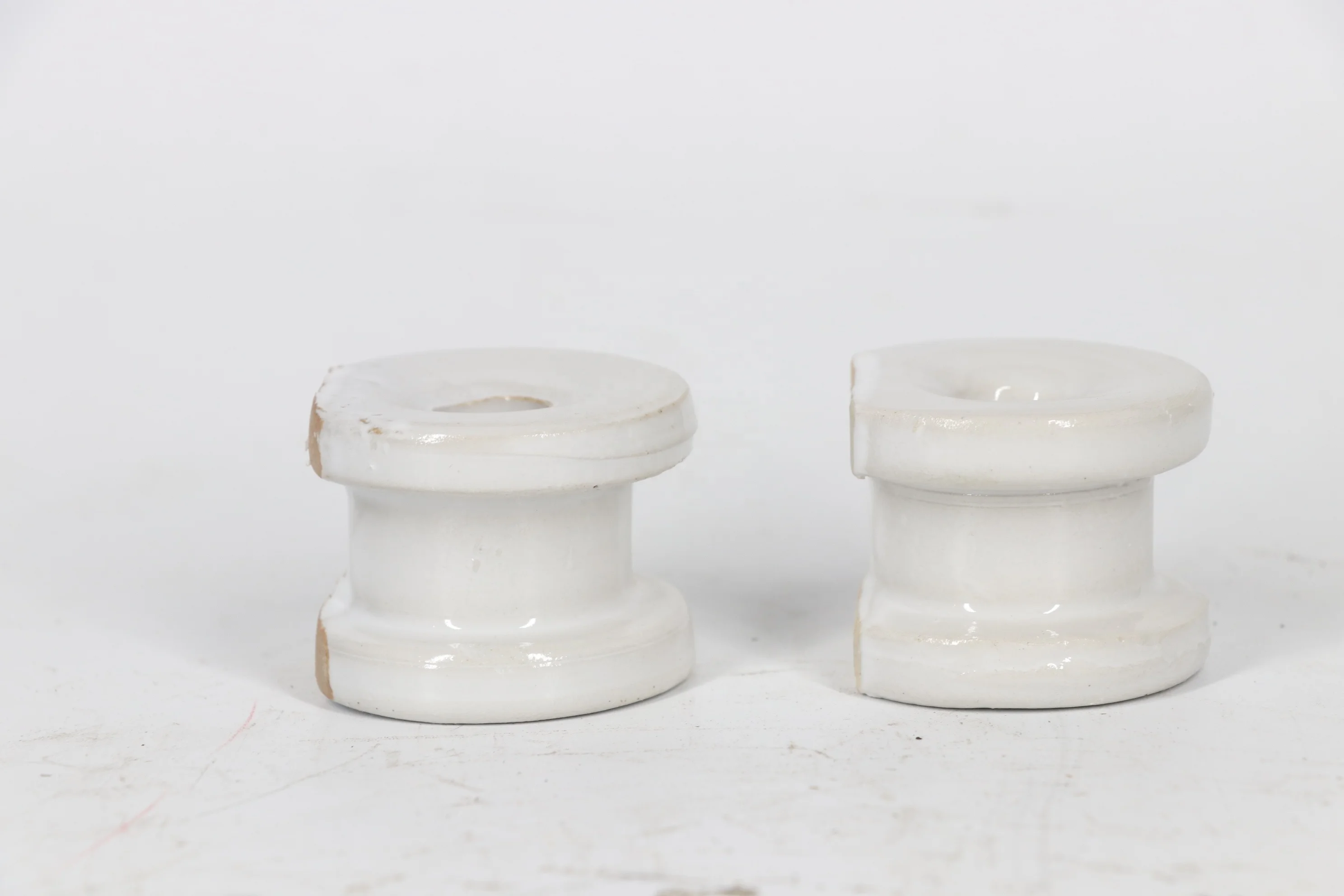 Baler Parts Vintage  White Ceramic Spool Insulator For Agricultural Machinery