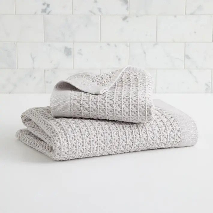 China supplier hot selling high quality organic super soft quick drying custom logo 100% cotton waffle bath towel