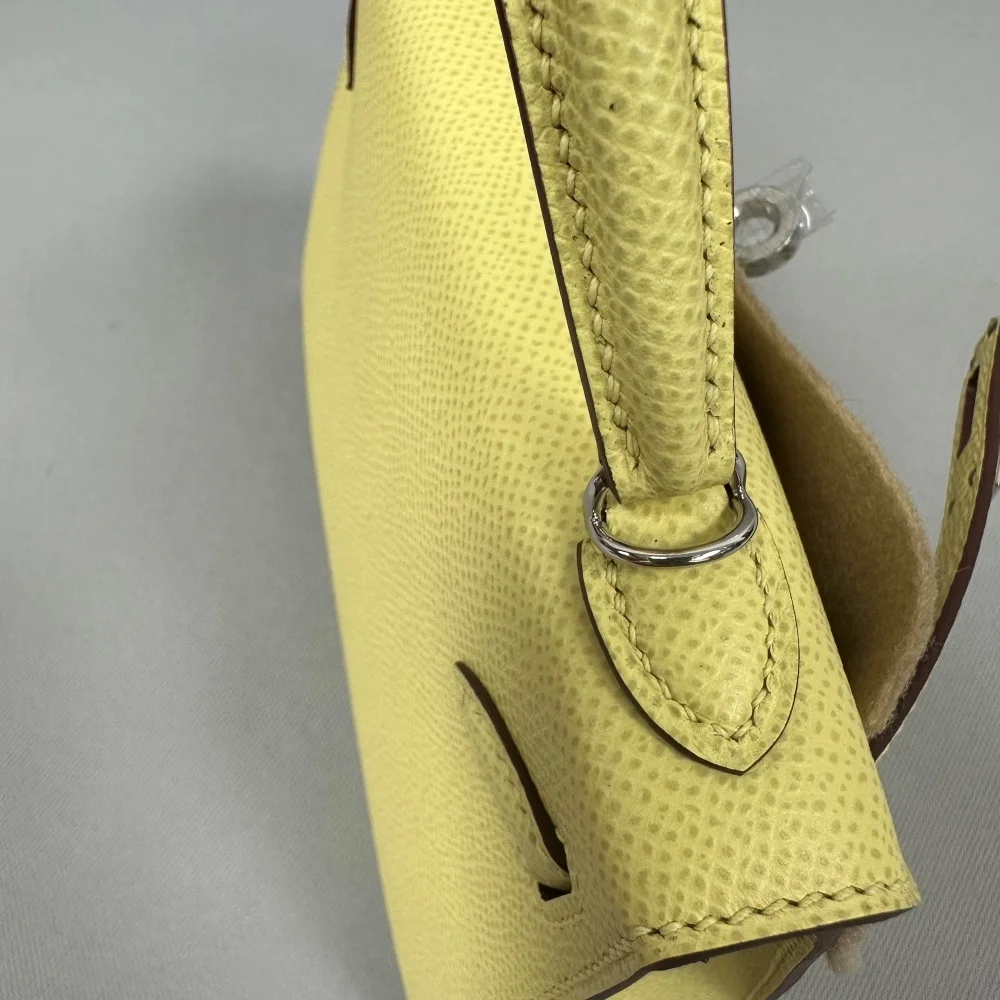 Newly Launched Beautiful Leather Bag Light Yellow Lightweight Casual Handbag And Wallet