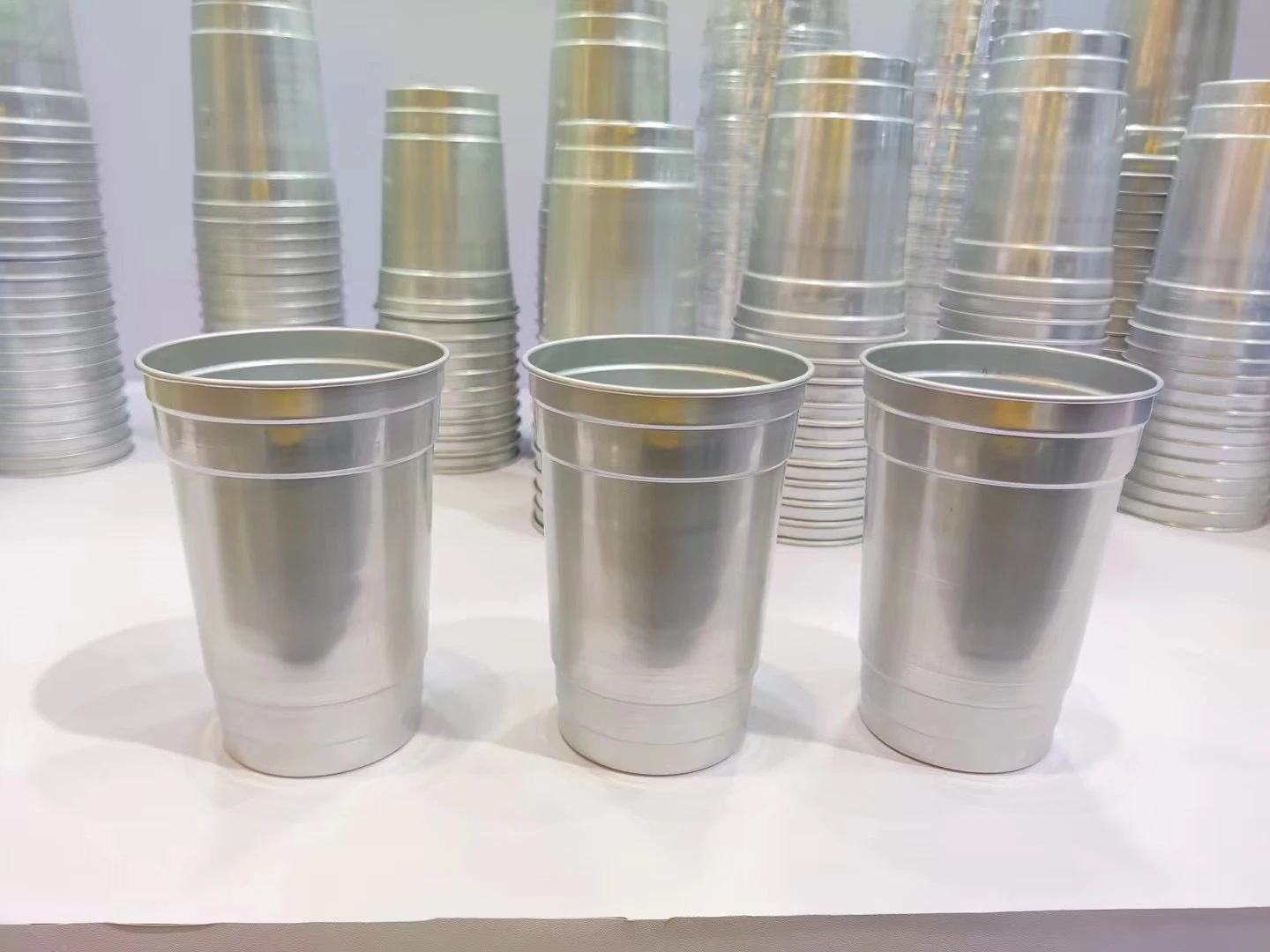 Одноразовая алюминиевая чашка для питья 256-650 мл