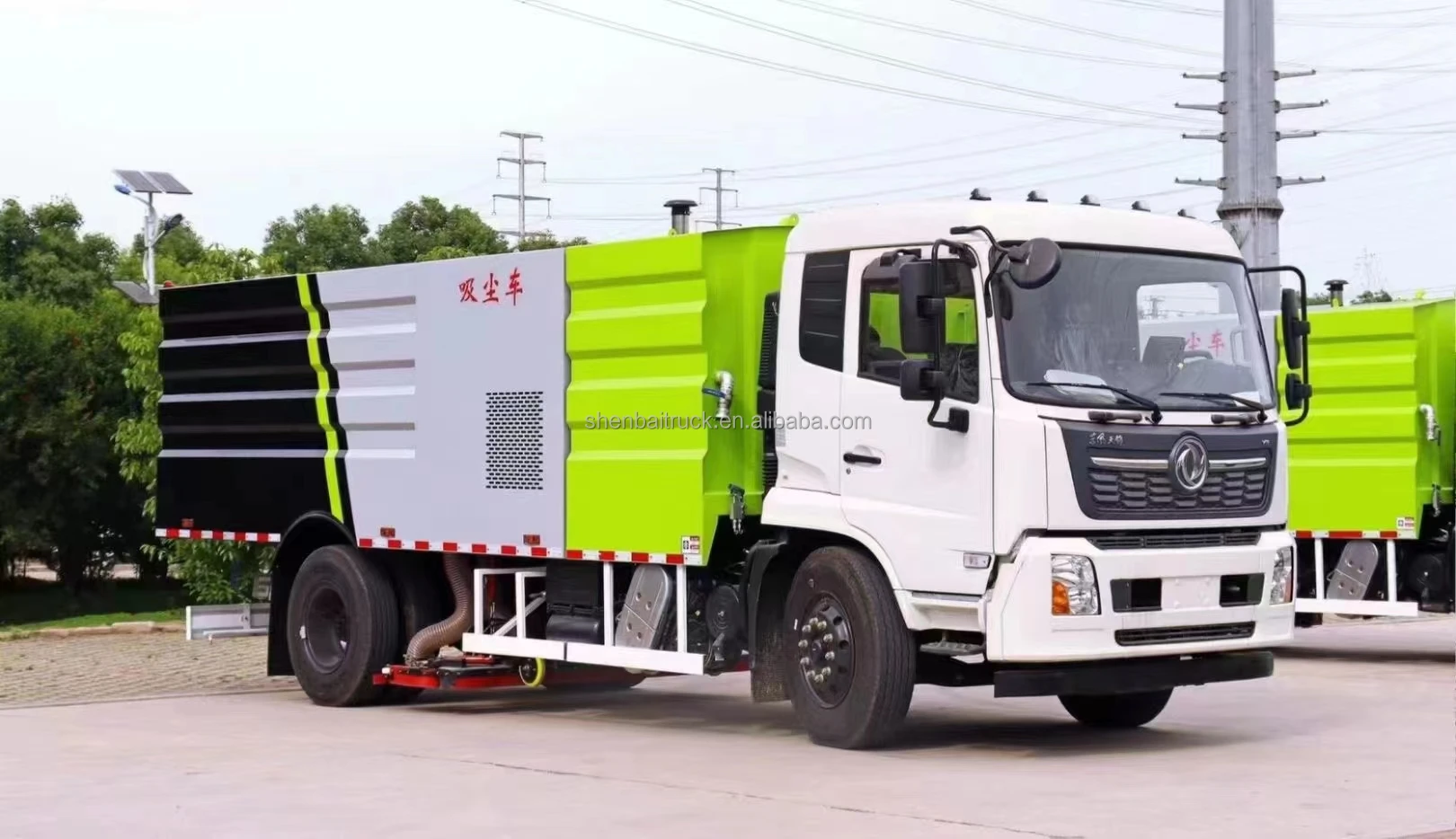 Dongfeng 4x2 New Energy Electric Municipal Sanitation Washing Street Sweeping Vehicle Road Dust Vacuum Cleaning Sweeper Truck