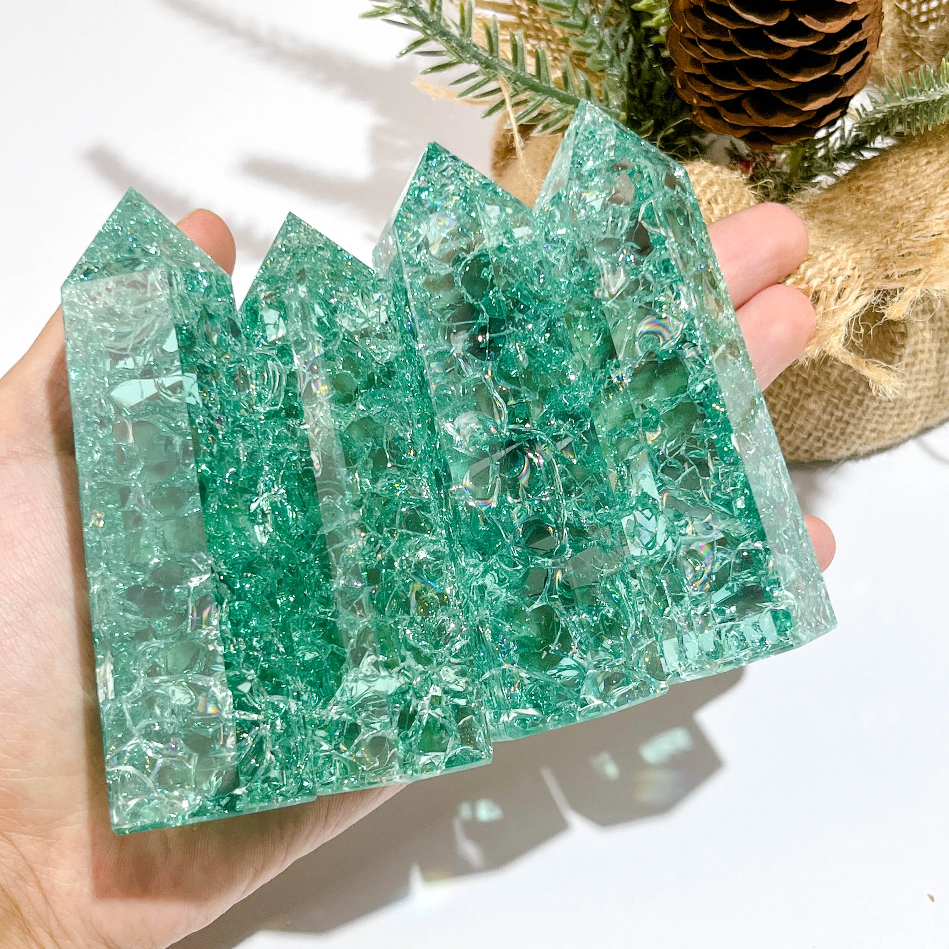 Wholesale Creativity Crystal Tower Green Crackle Quartz Points Polished For Home Decoration