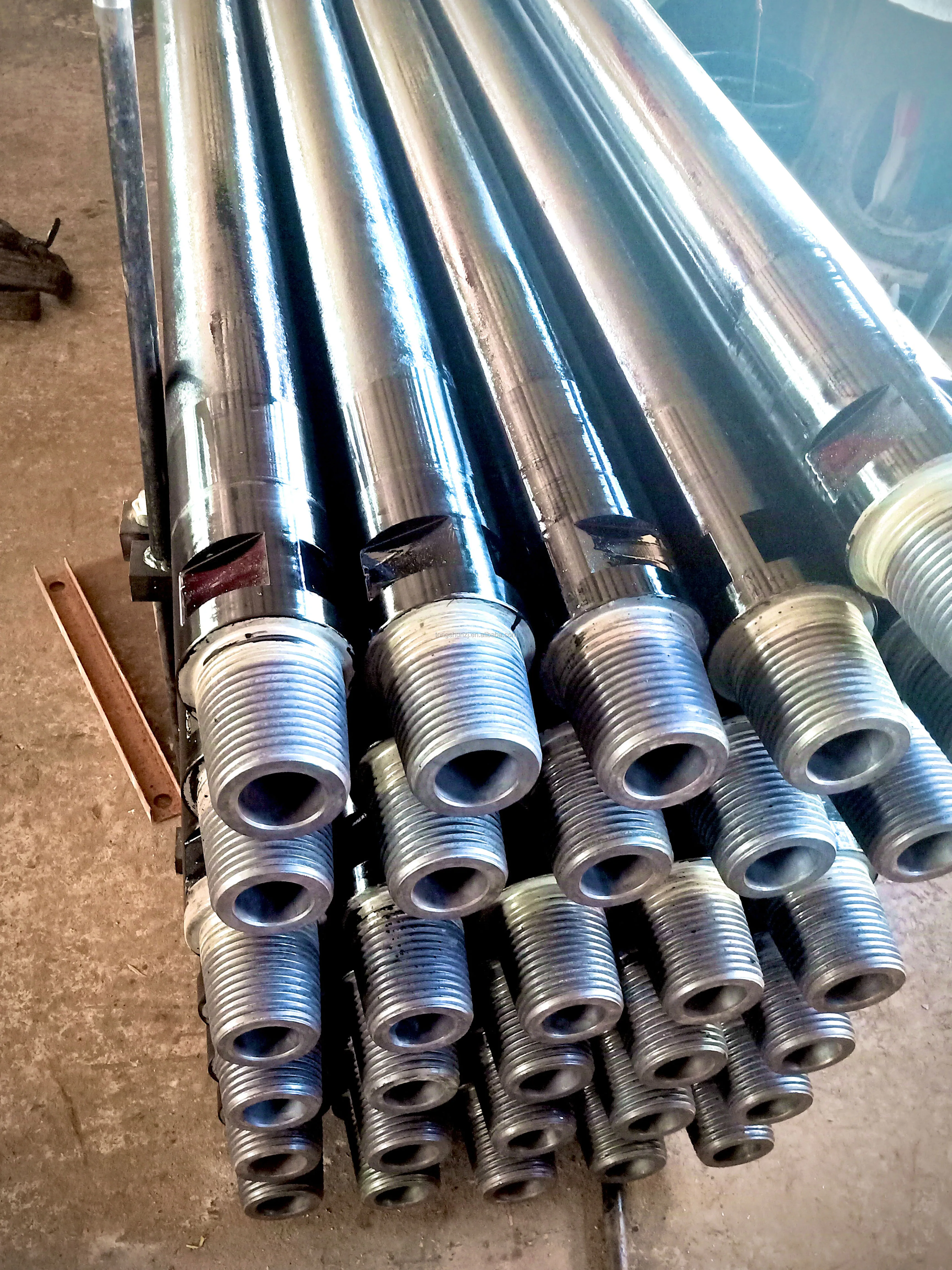 4.5inch Length 30ft E75 G105 S135 Steel Spin Welded Thread API 2 7/8IF Water Well Drill Pipe