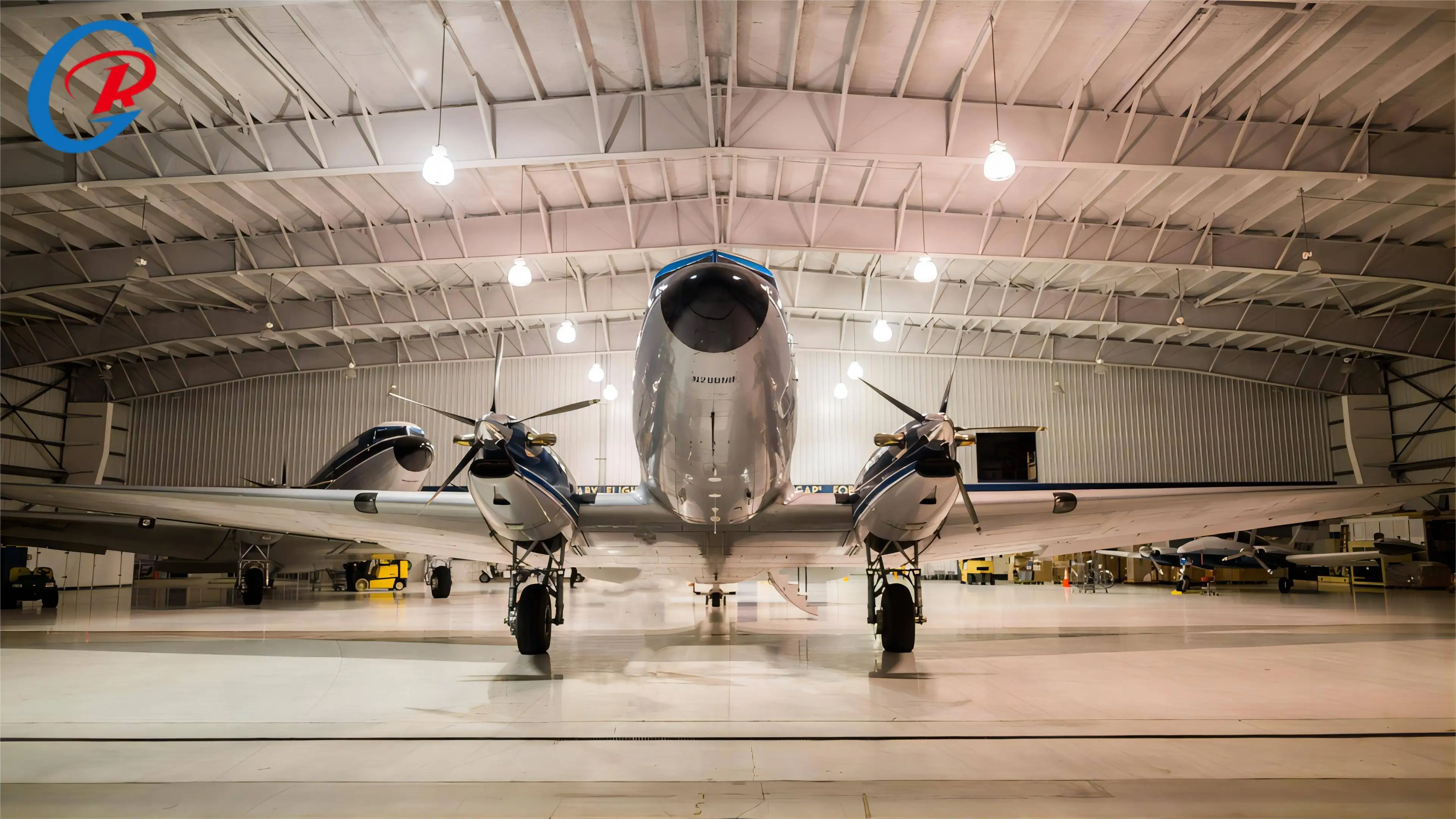 Customized Prefabricated Hangar Steel Structure Garage Building