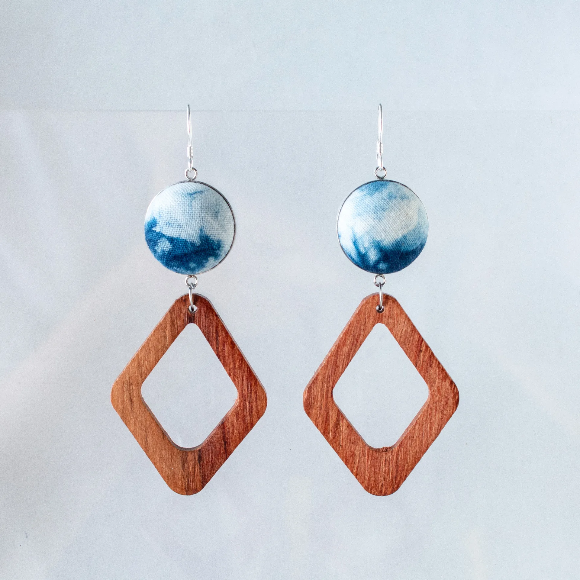 Woying  Individual Art retro National Style Handmade Blue Dyed Wooden Earrings