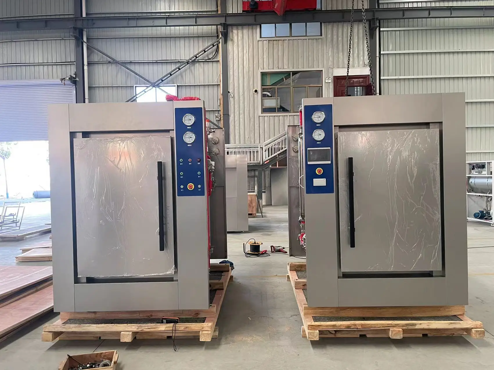 AST-1.0 Large Pump Vacuum Sterilizer With Moderized Door Used in Medical Department