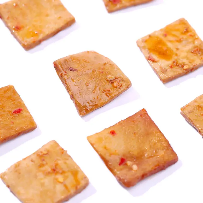 20 г вкусных китайских растворимых соевых белковых продуктов WUXIANZHAI SICHUAN пряный и горячий ароматизированный вегетарианский сушеный тофу закуски