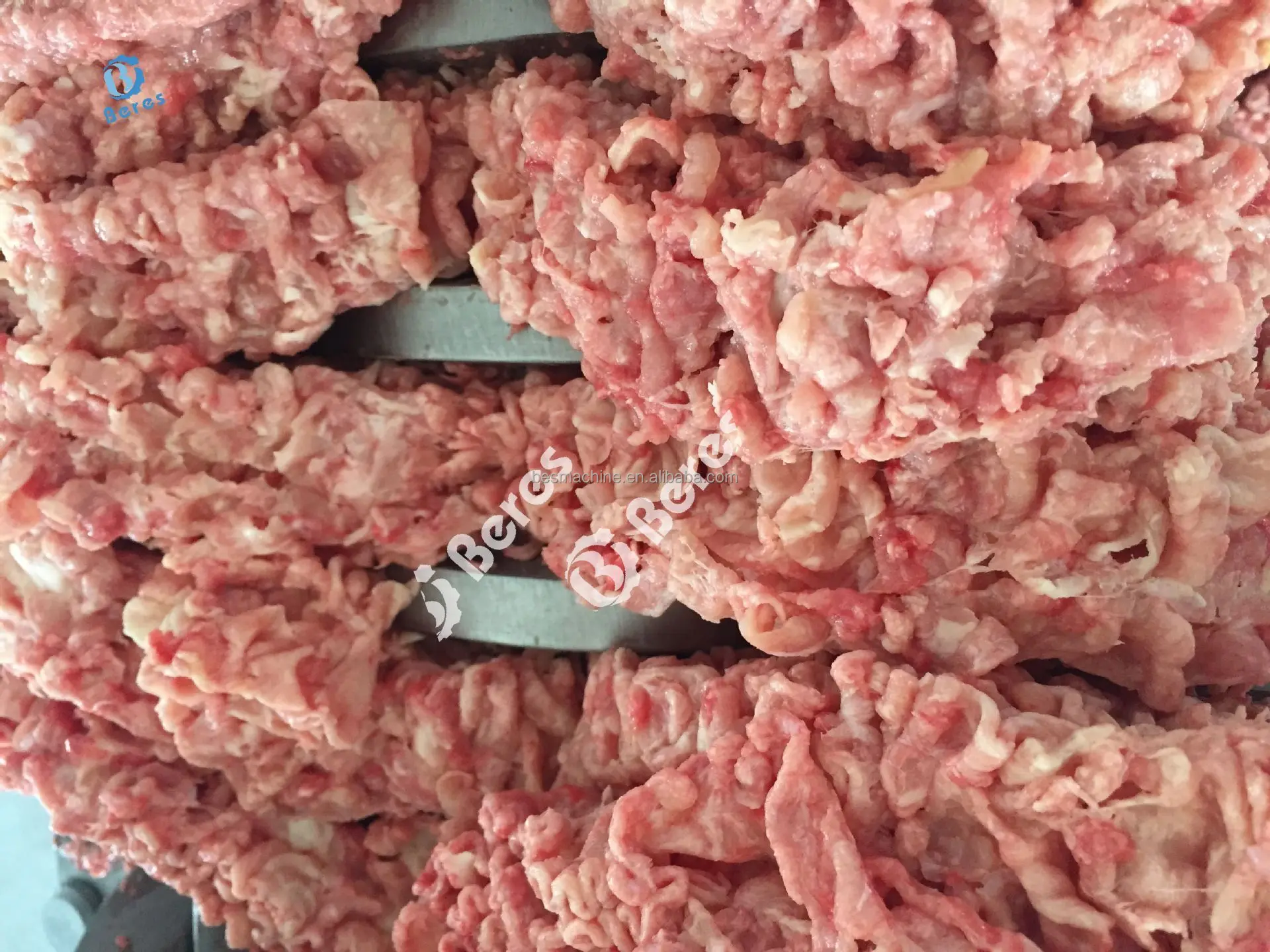 Low temperature meat and bone separator Poultry meat and bone crusher Duck frame Fish  Bone mud machine