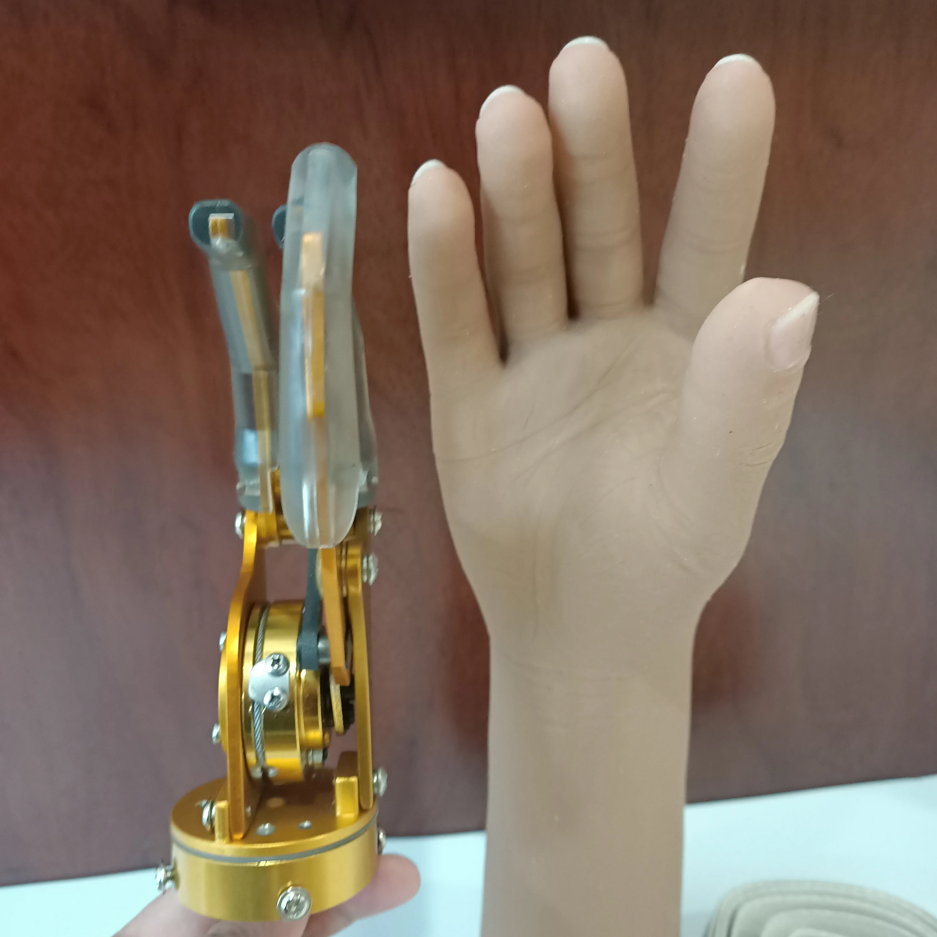 Medical Prosthetic Orthotic Implant Cable control mechanical Hand  ,  Silicon Artificial Hand