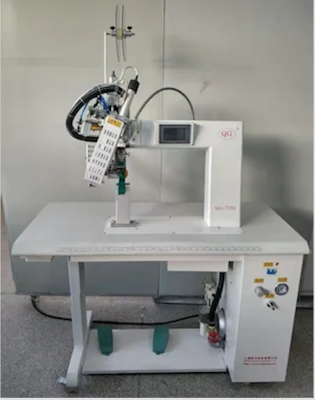 
Машина для запечатывания швов горячим воздухом 