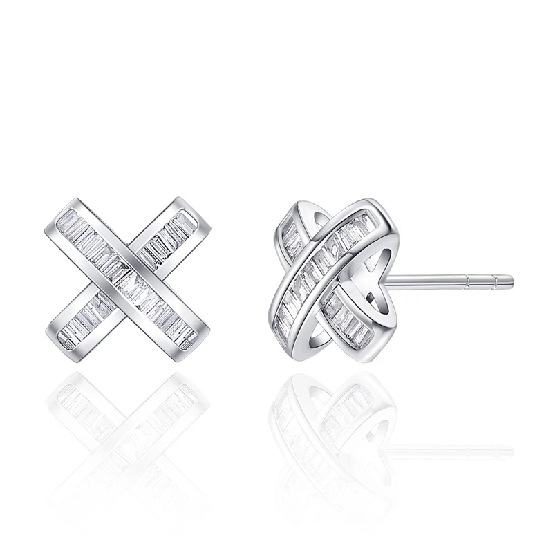 Hight quality  minimalist  dainty jewelry 14k 18k solid gold baguettes diamond cross stud earring for ladies