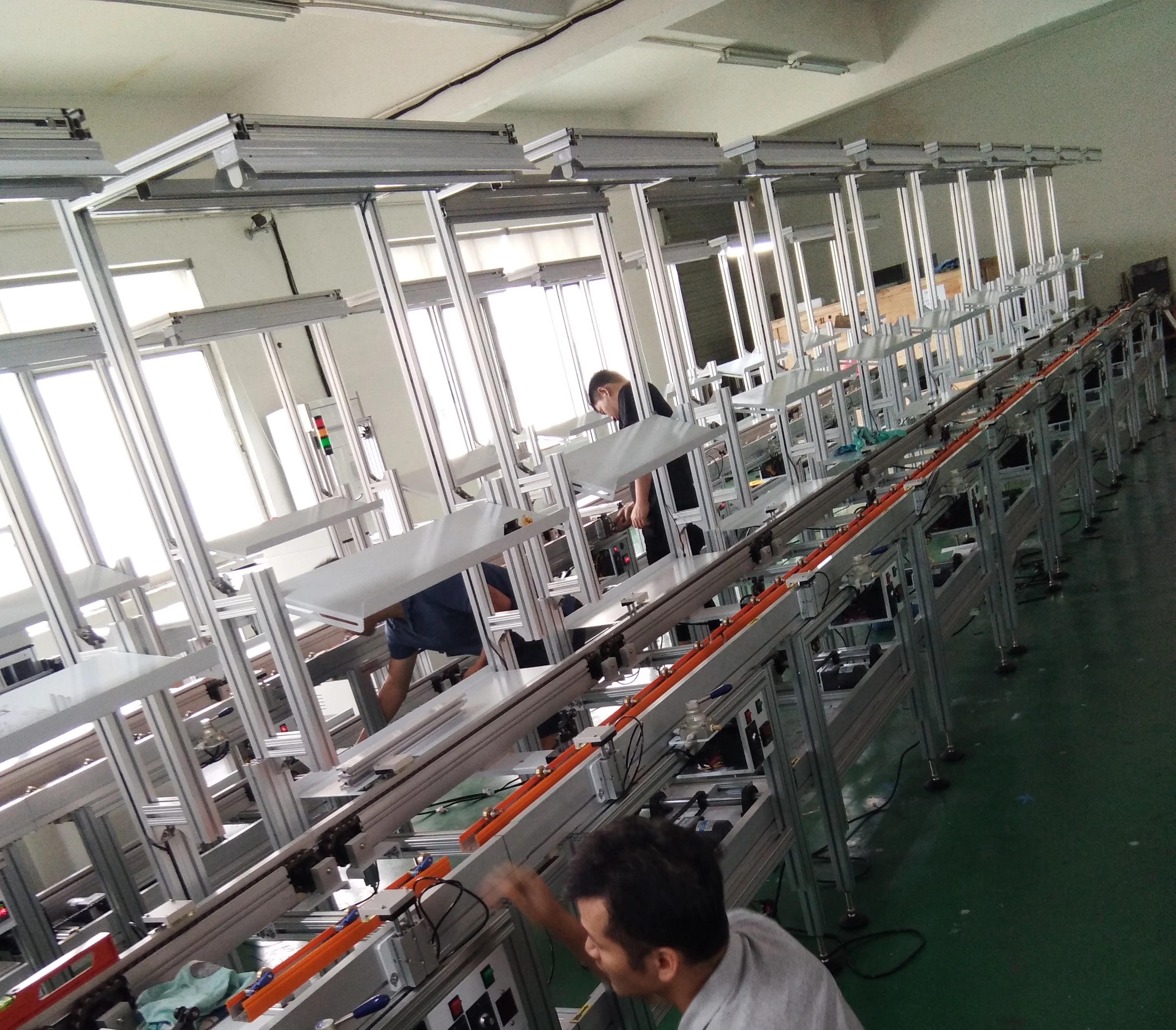 Home appliance assembly line