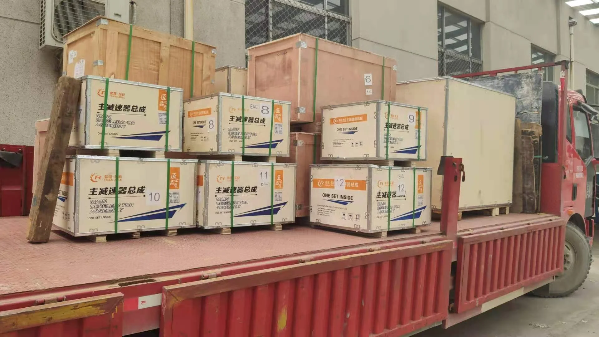 ZX280-3 CX210B Excavator 4HK1 Engine Cylinder Block