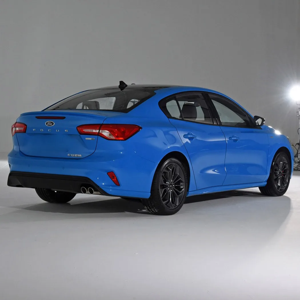On Sale Ford Focus 1.5T Engine Gasoline Car Hot Sale Sedan Petrol Vehicles for Adult with Huge Discount Suitable for Young