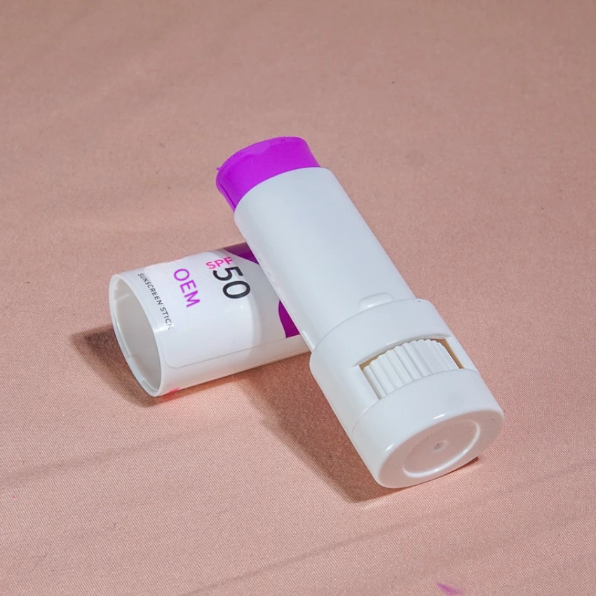 SMETA GMPC factory custom mineral colored glow zinc sunblock spf 50 stick OEM private label 15ml sunscreen sticks