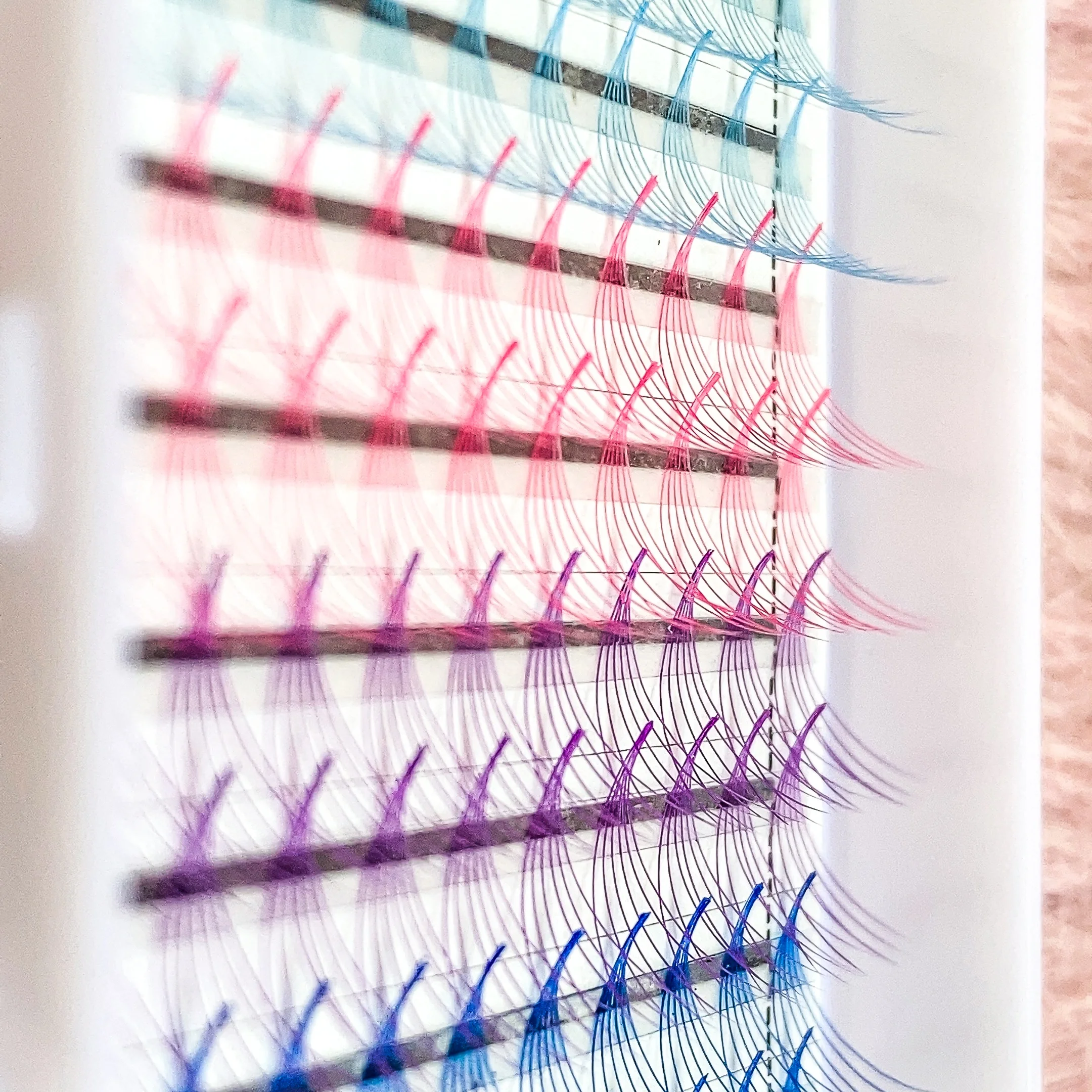 Colored Premade russian volume colorful lash extension premade fans C D 8-15mm fiber Korean PBT vendor private label OEM