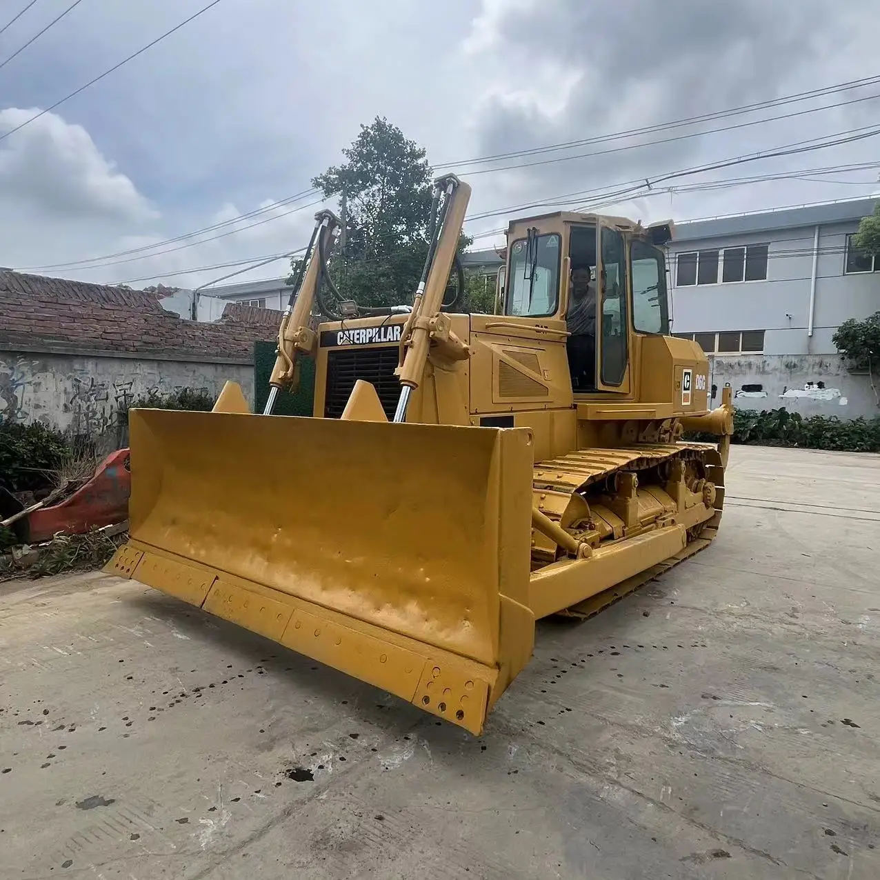 heavy machine CAT D6G secondhand used bulldozer good working condition  heavy machine in stock cheap price low hours