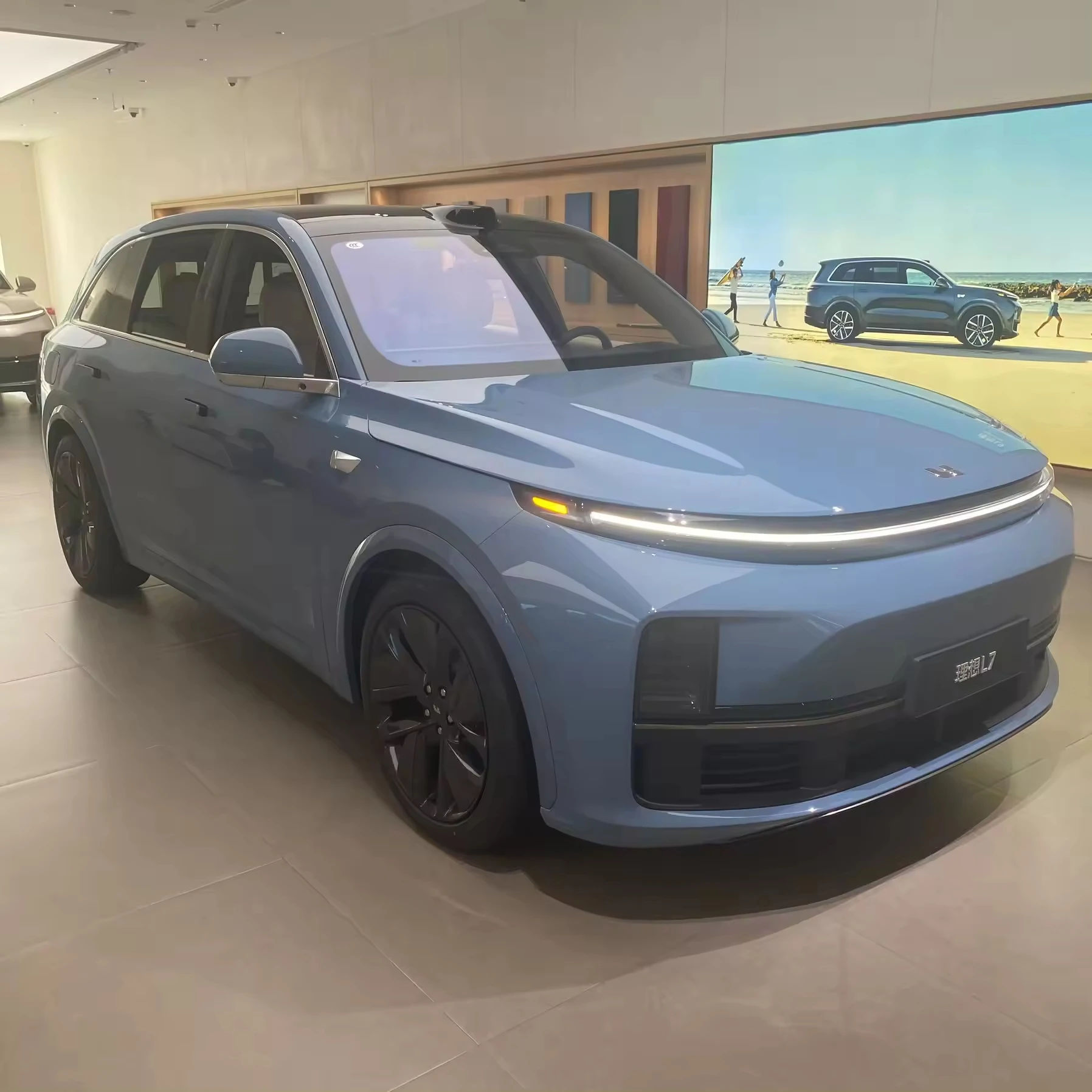 2024 Lixiang L7 Max 5 Doors 5 Seats Ev Suv Hybrid Cheap Price Li Auto Extended Range Electric Car 4 Wheel Electric Suv