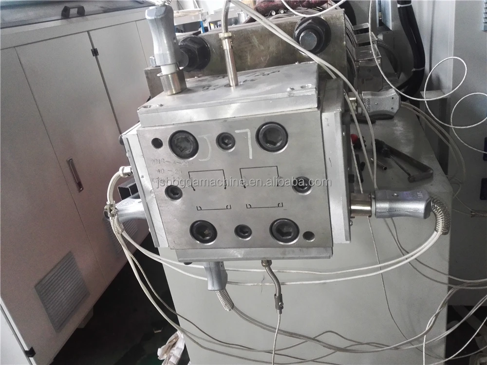 White PVC Open Slot Cable Tray Plastic Trunking Extrusion Production Line