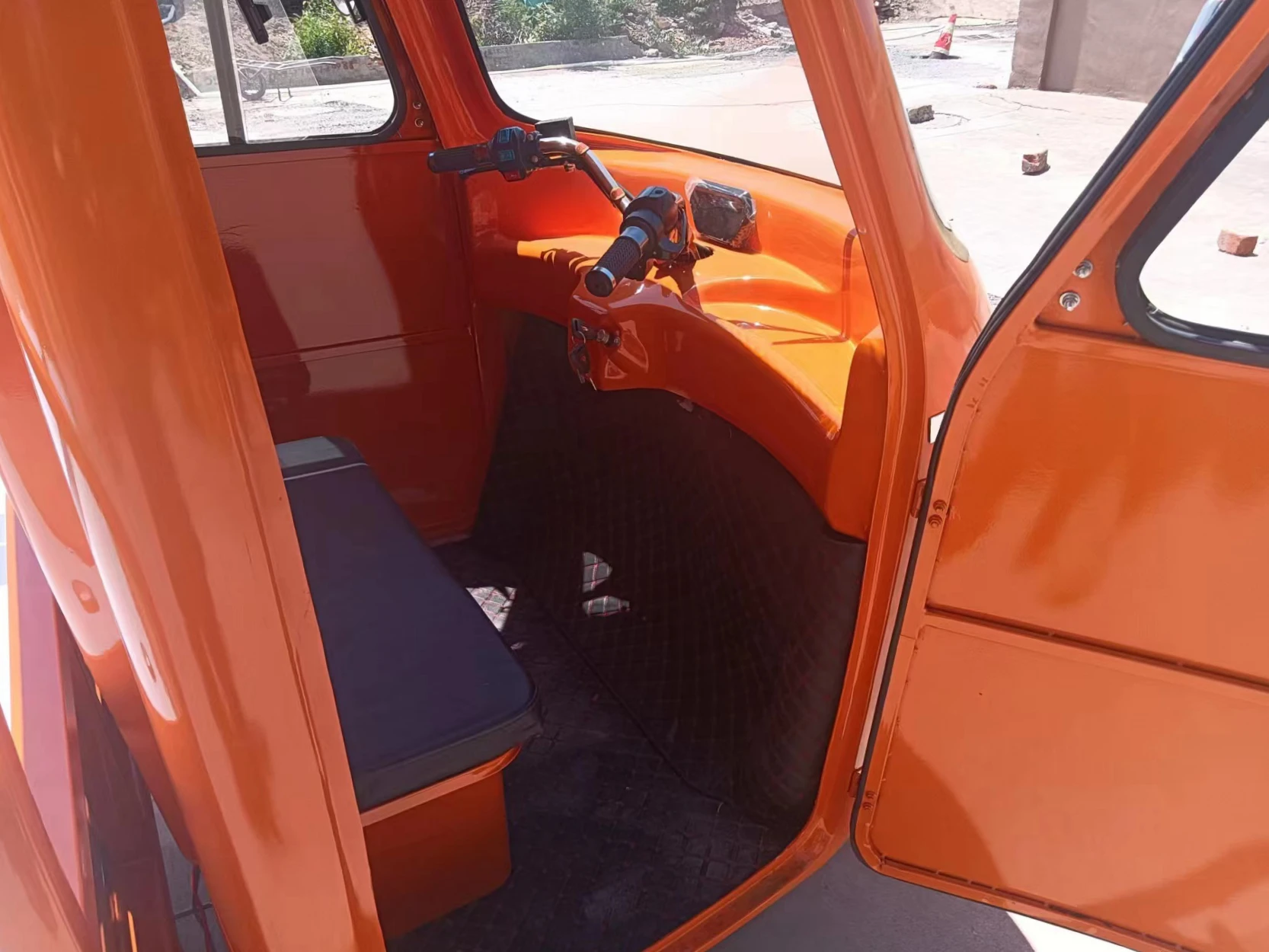 Newest Coffee Hot Dog Electric Drive Mobile Tricycle Food Truck sink trailer for sale