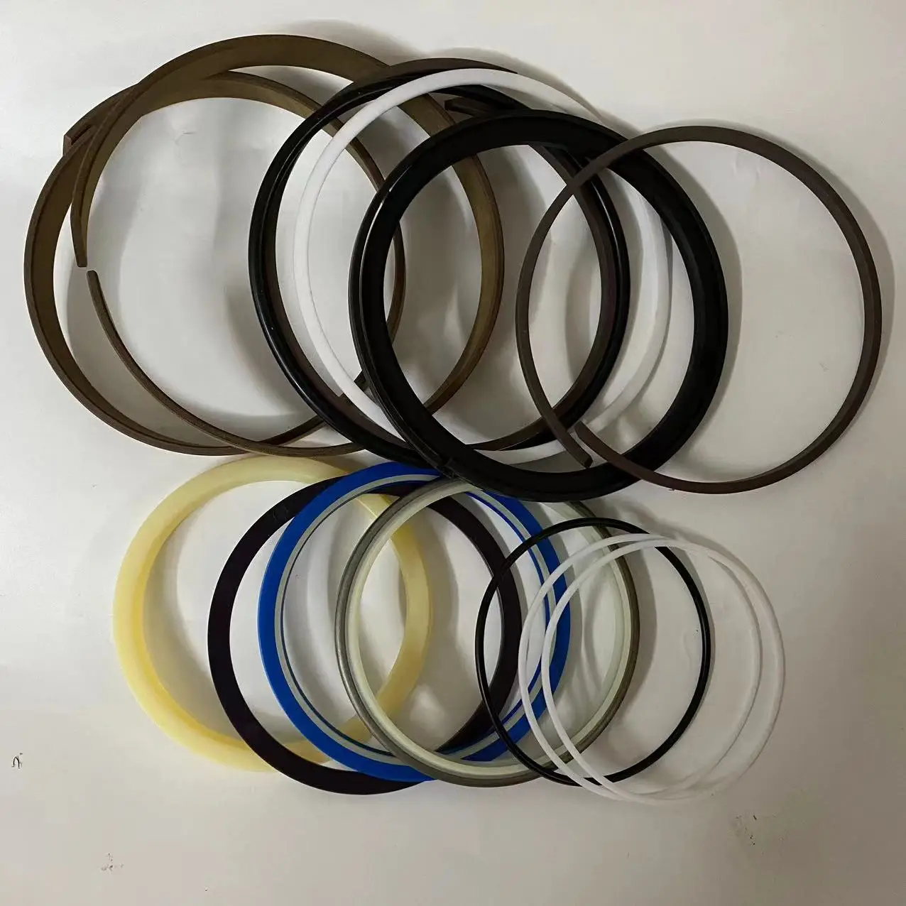 Replacement Hydraulic Cylinder Repair Kits for Volvo Excavator/14589141