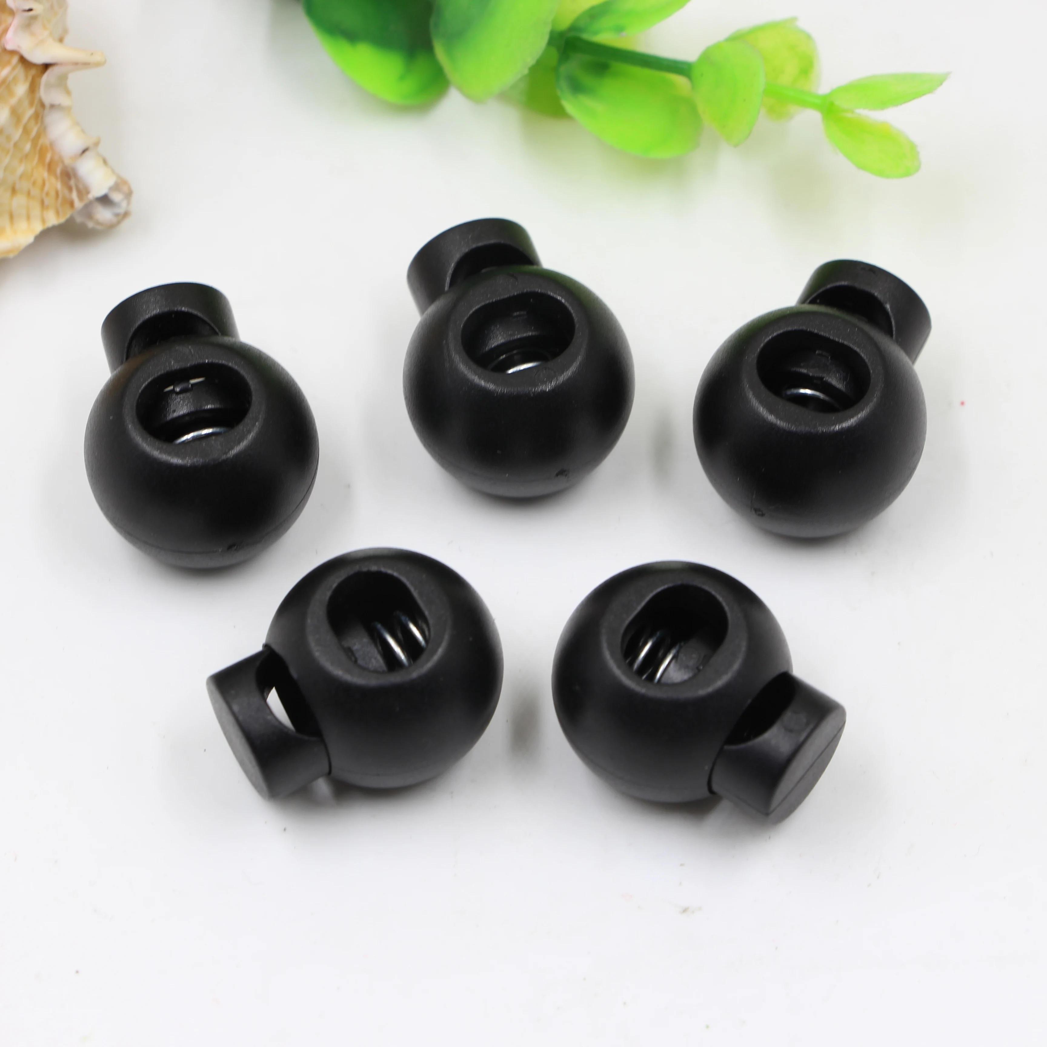 Round shape type adjustable plastic cord lock end bag cord spring lock stopper wholesale