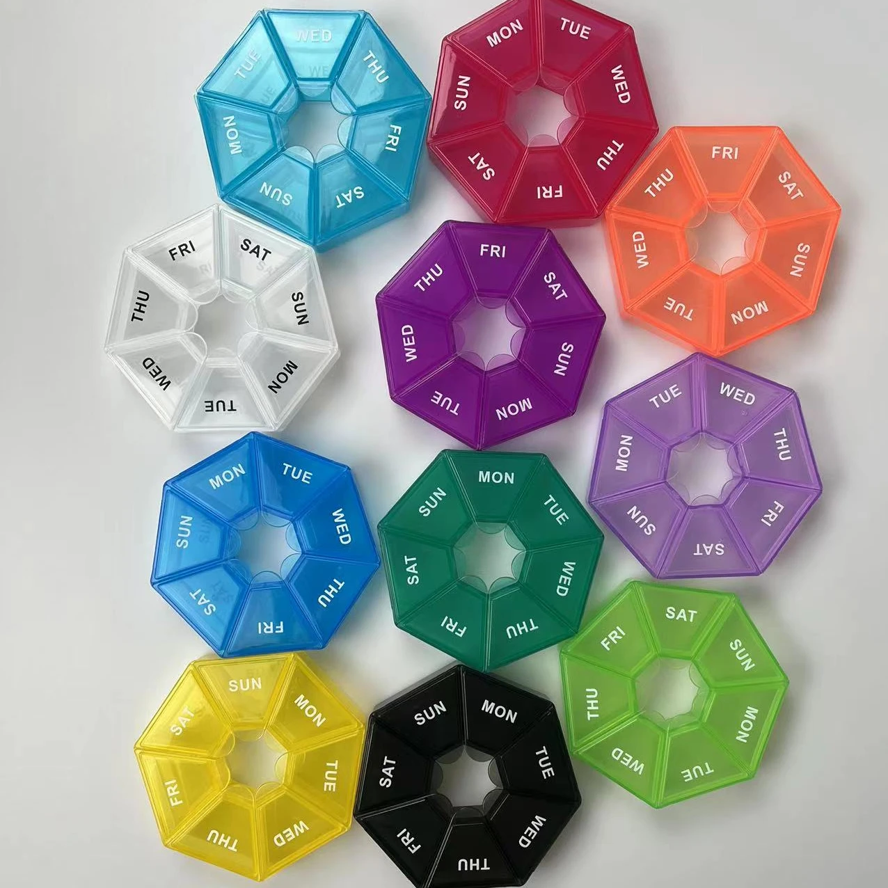 Weekly Pill Boxes and Organizer Medication Organizer BPA Free, Travel 7 Day Transparent pill container