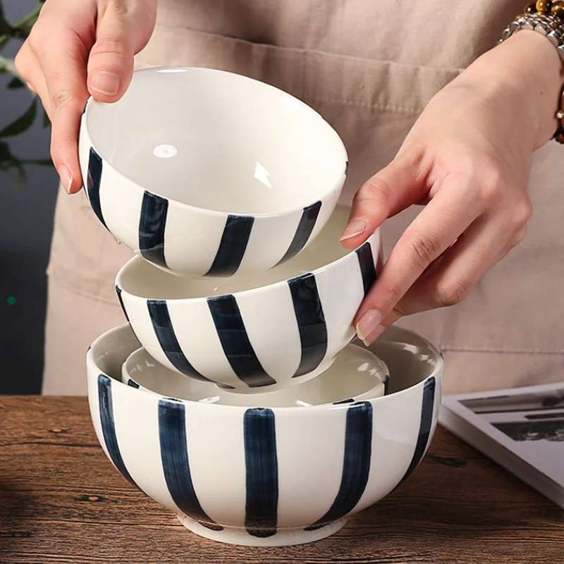 wholesale chinese round blue and white small porcelain plate and bowl set for eating rice