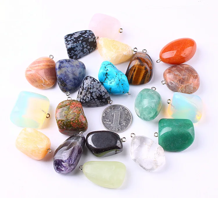 Diy accessories European and American pendant female natural crystal polished stone pendant pendant manufacturers supply