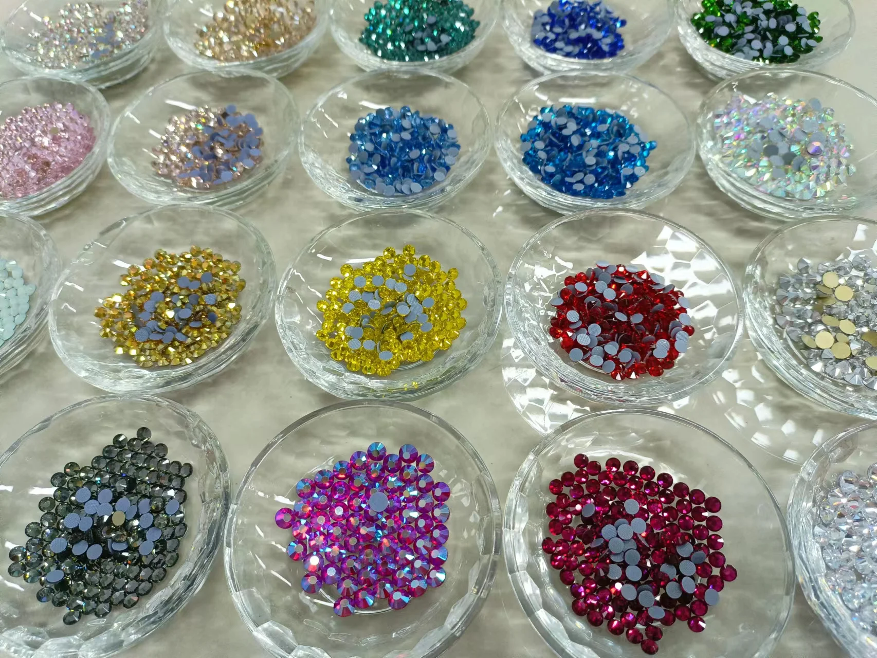 Rhinestones 2088 16-Cut AB Crystal Flatback High Quality Golden Bottom Non-Hot Fix 1 Bag Rose for Shoe Wholesaling