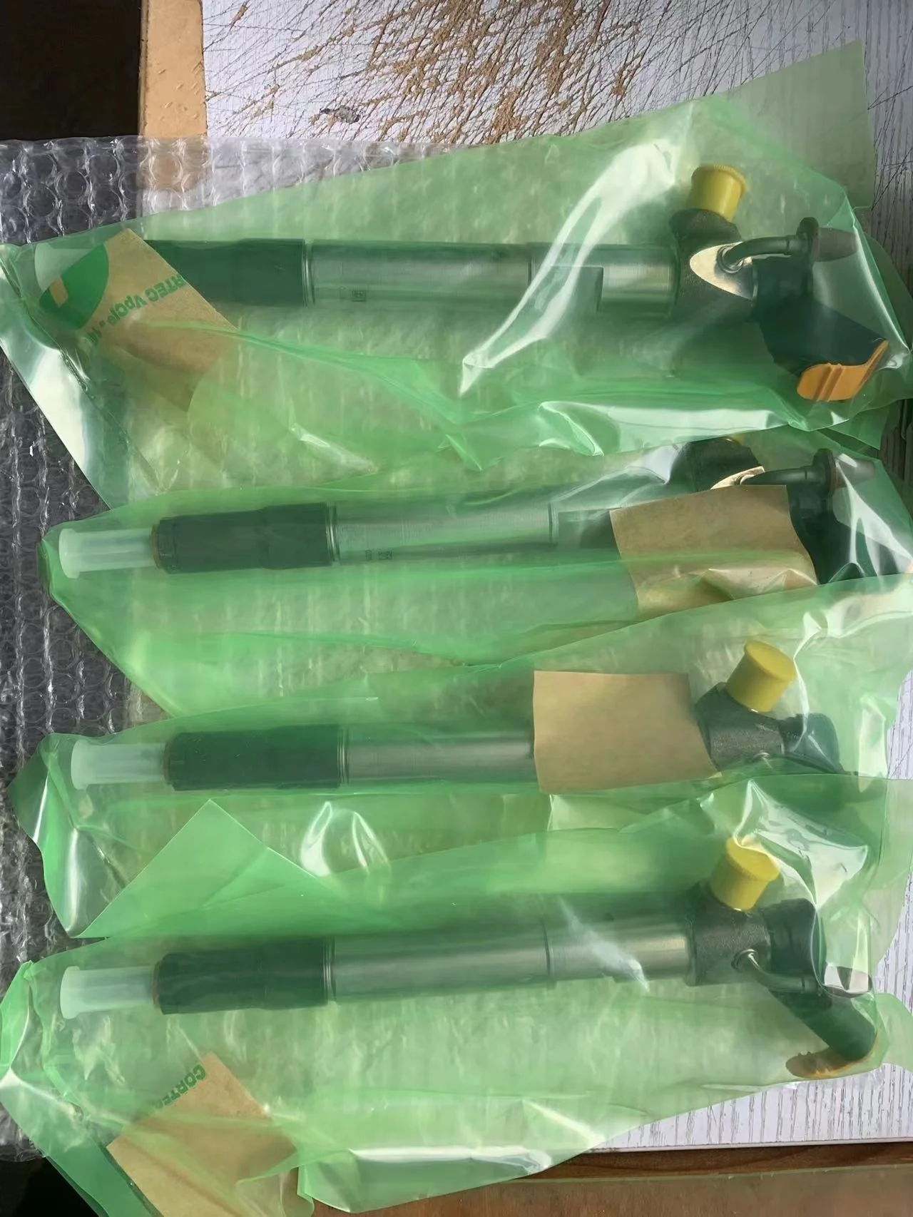 diesel fuel injector 33800-2U000 33800 2U000 injector for Hyundai/kia  D4FE common rail injector 33800-2U000 33800 2U000