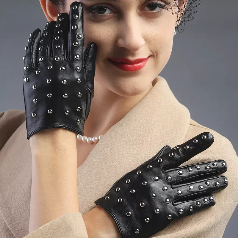 Custom Fashion Women Studded Rivets Genuine Leather Touch-Screen Gloves