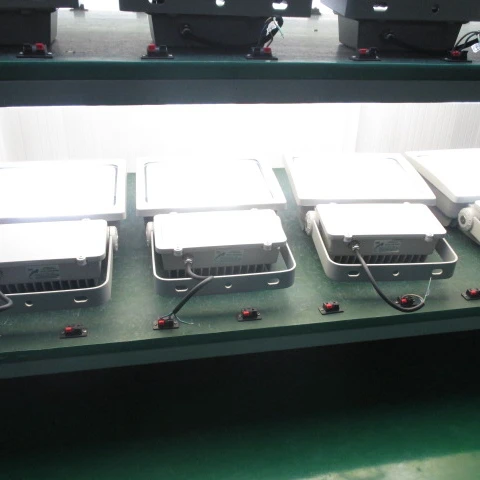 Product Monitoring of outdoor lamp third party quality inspection in yiwu wuhan pre-shipment inspection 100% quality control