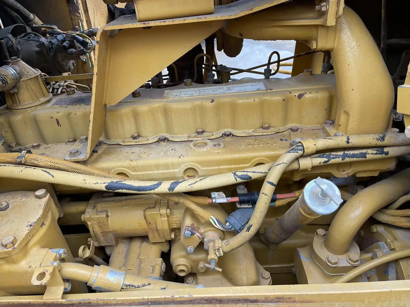 Бывший в употреблении оригинальный японский бульдозер cat D6g