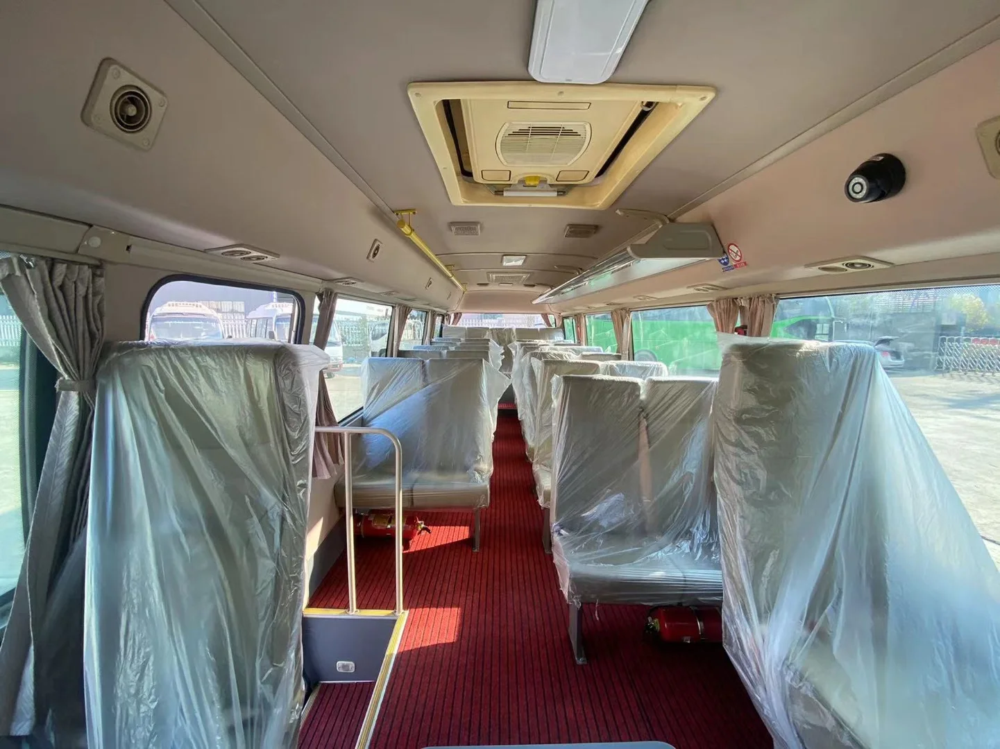 Hot Selling toyota coaster bus 30 seats 4*2  For Sale