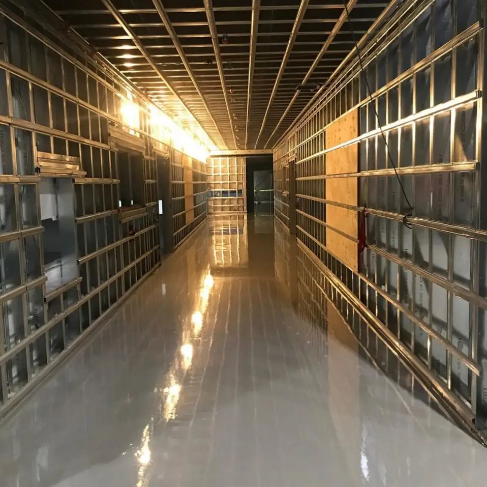 Мастерская High Gloss жилой эпоксидная краска для пола поверхности Бетонного Пола