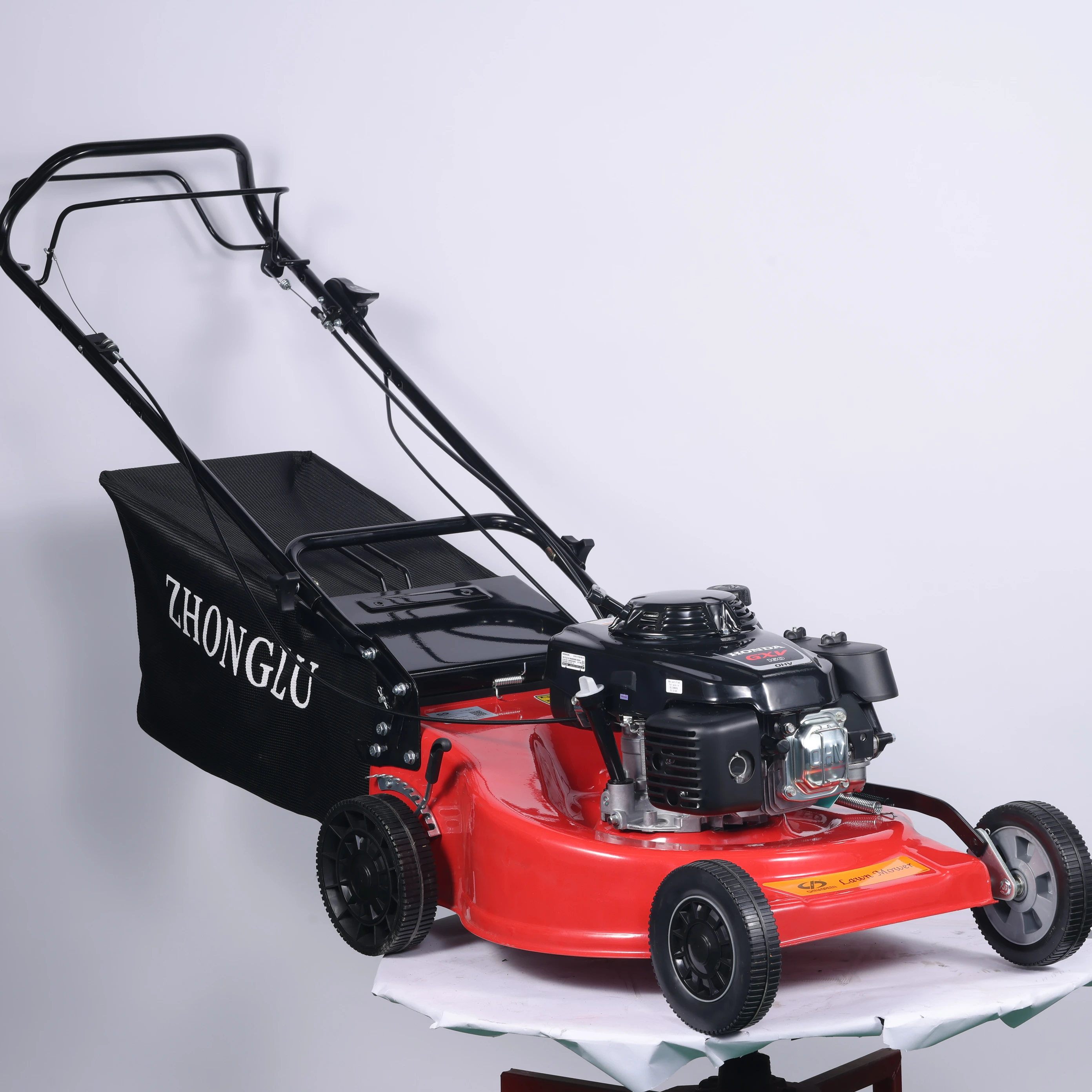 Commercial self propelled lawn mower