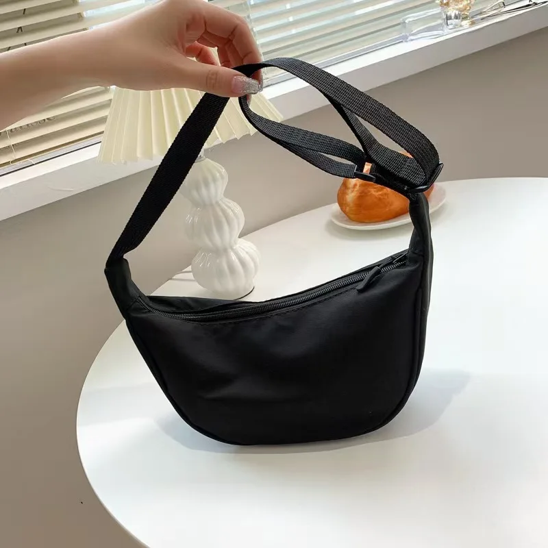 Slung Nylon Dumpling Bag Simple Joker Small Satchel Female Portable Shoulder Canvas Bag Underarm Bag