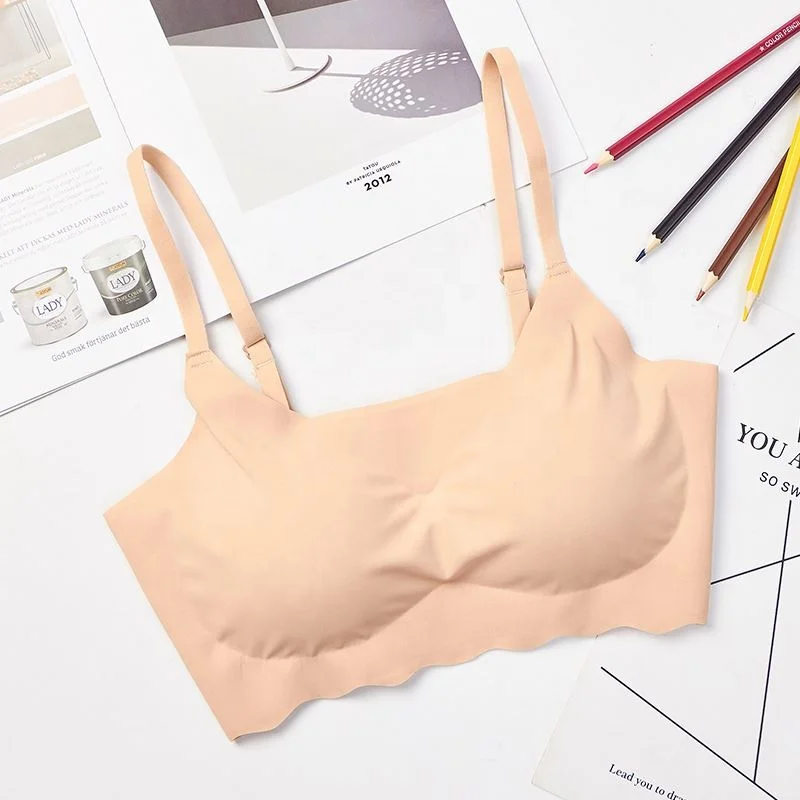
Seamless Yoga Bra Nursing Sleep Bra Seamless Wirefree Camisole Fashion Bra Top with Removable Pads Zero Feeling 
