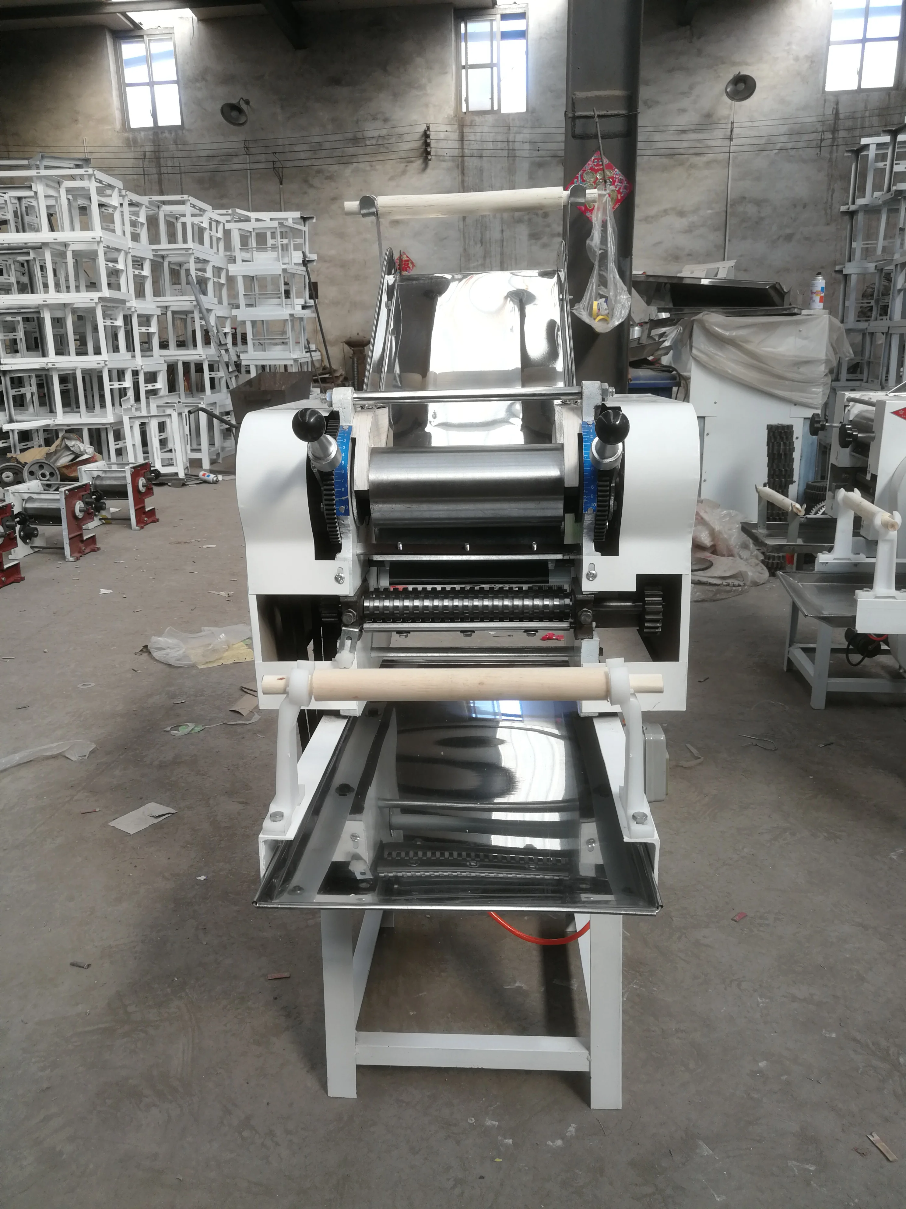 China good quality noodle press machine,noodle machine,pasta making machine