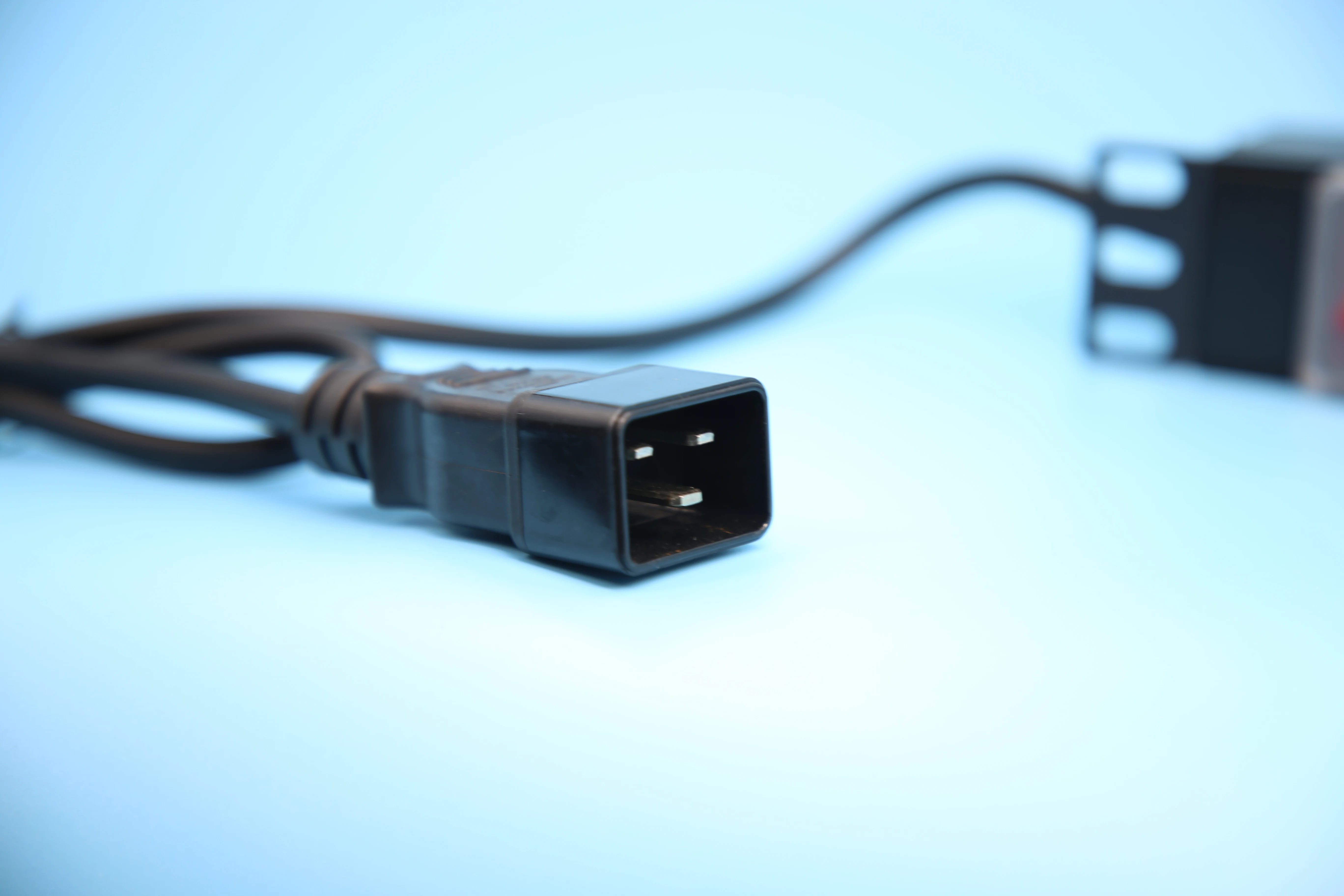 19 inch 1u 250V 16A 8 ways intelligent rack pdu  c13